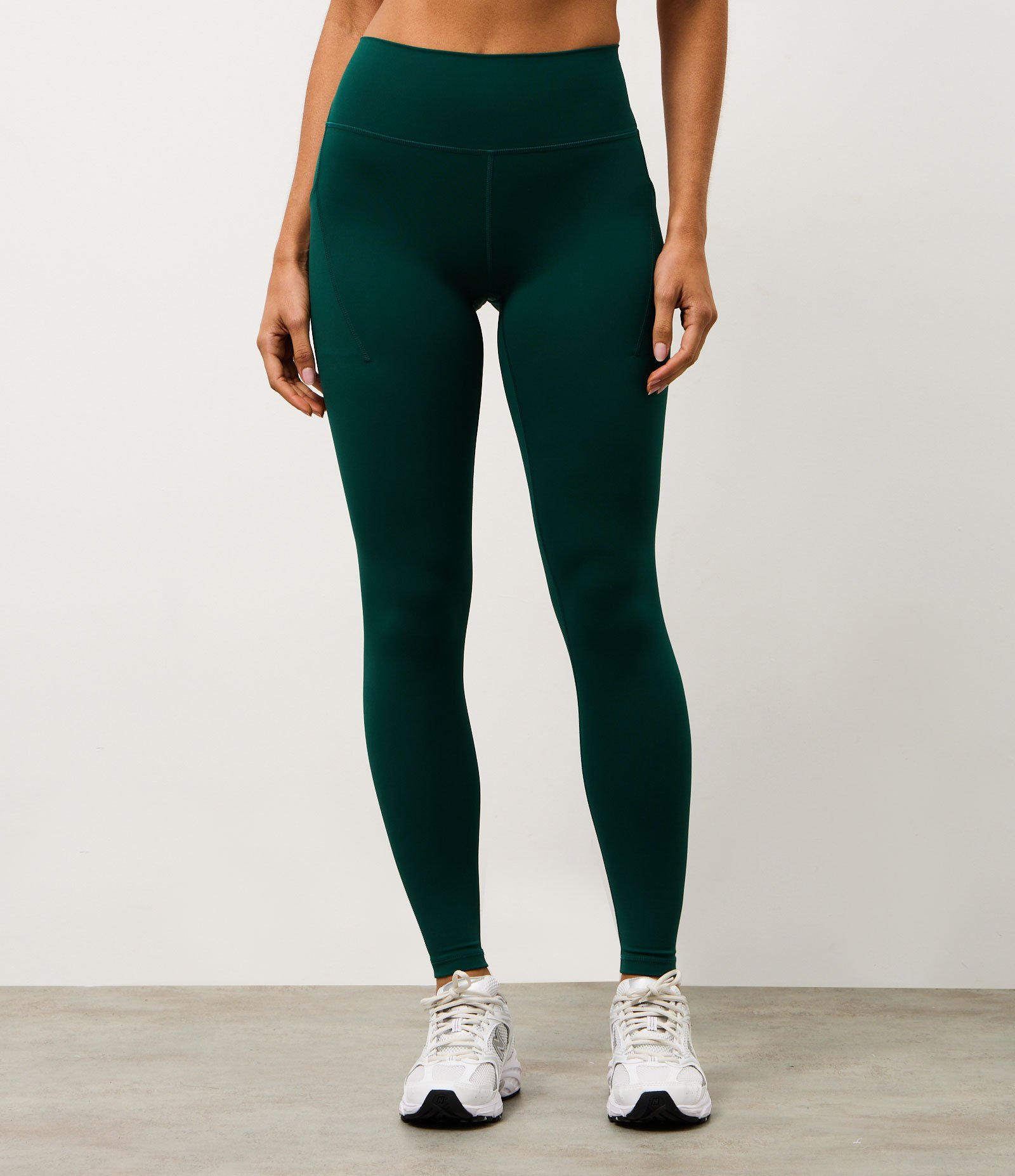 Calca Legging Esportiva em Microfibra com Bolsos Verde 2