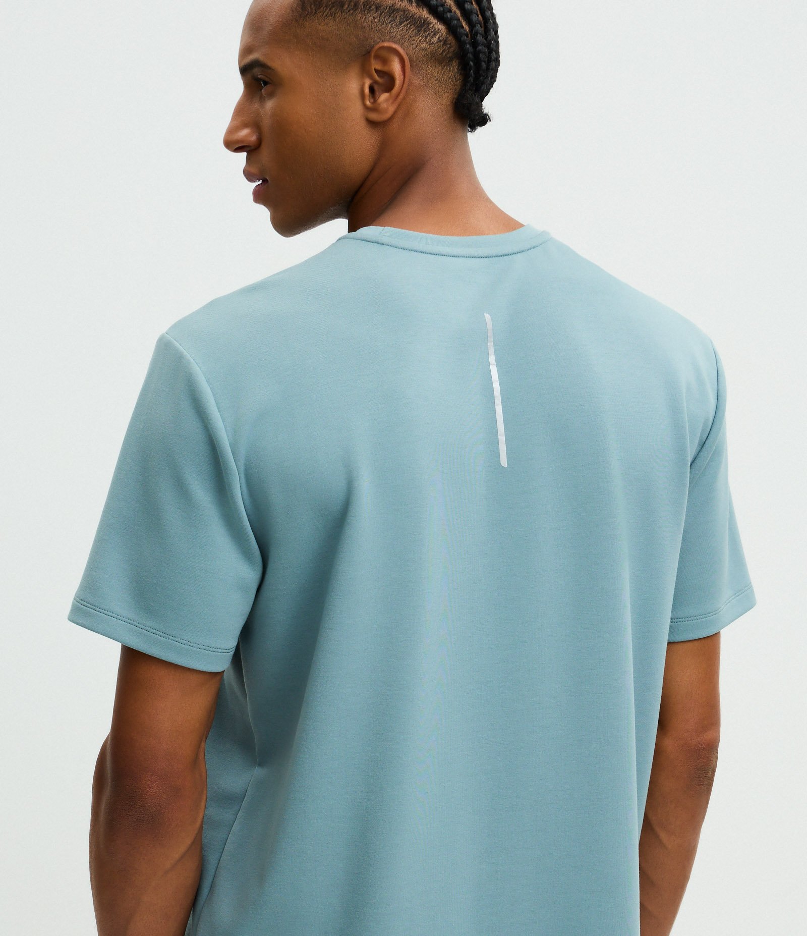Camiseta Comfort Esportiva em Malha Tecnológica com Tecnologia Dry Azul Claro 3
