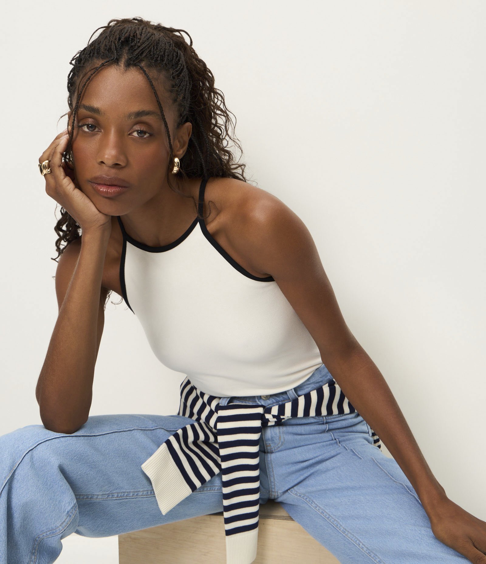 Body em Ribana com Decote Alto e Viés Contrastante Branco 5