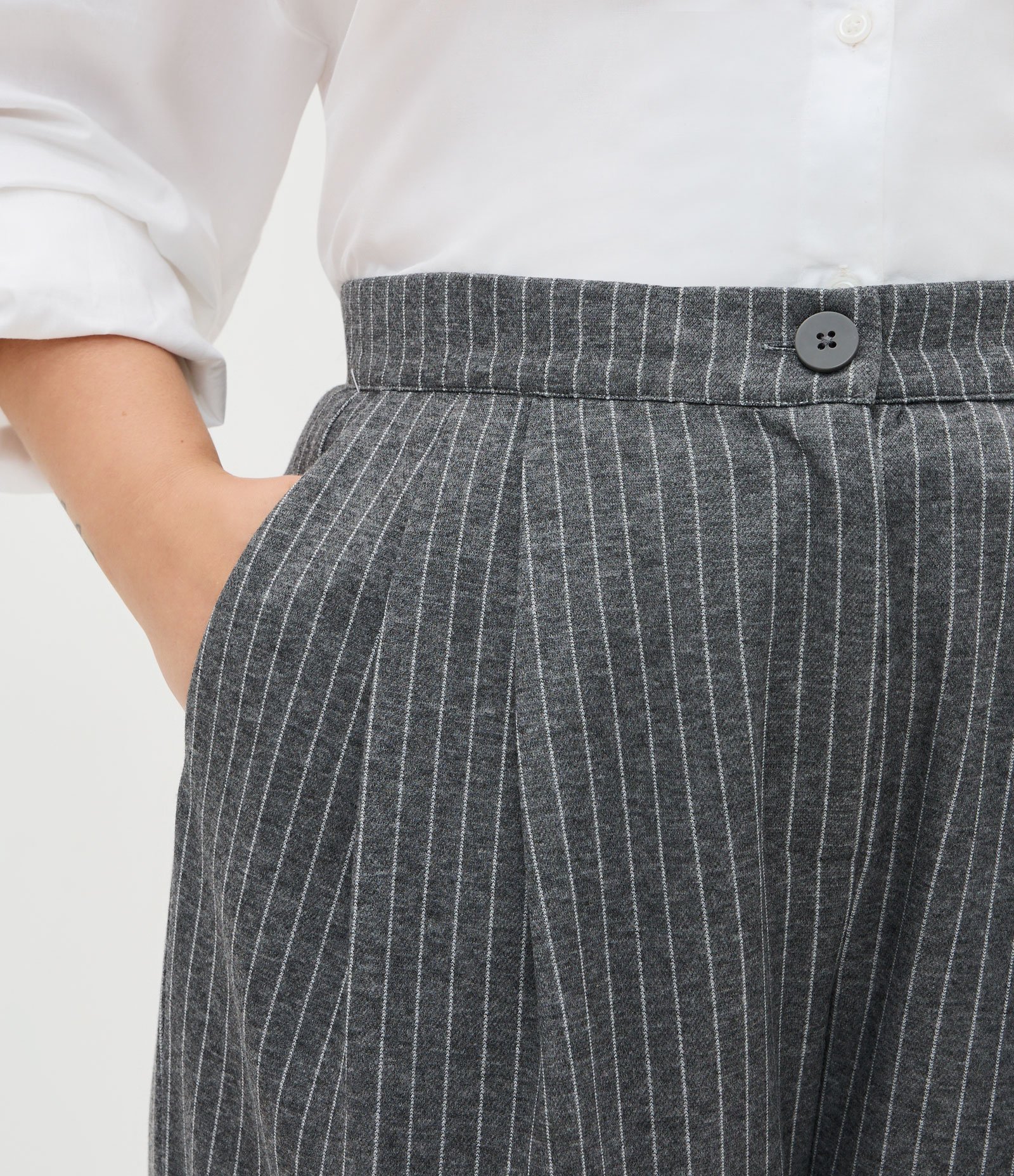 Calça Wide Leg em Moletom com Risca de Giz Curve & Plus Size Cinza 3