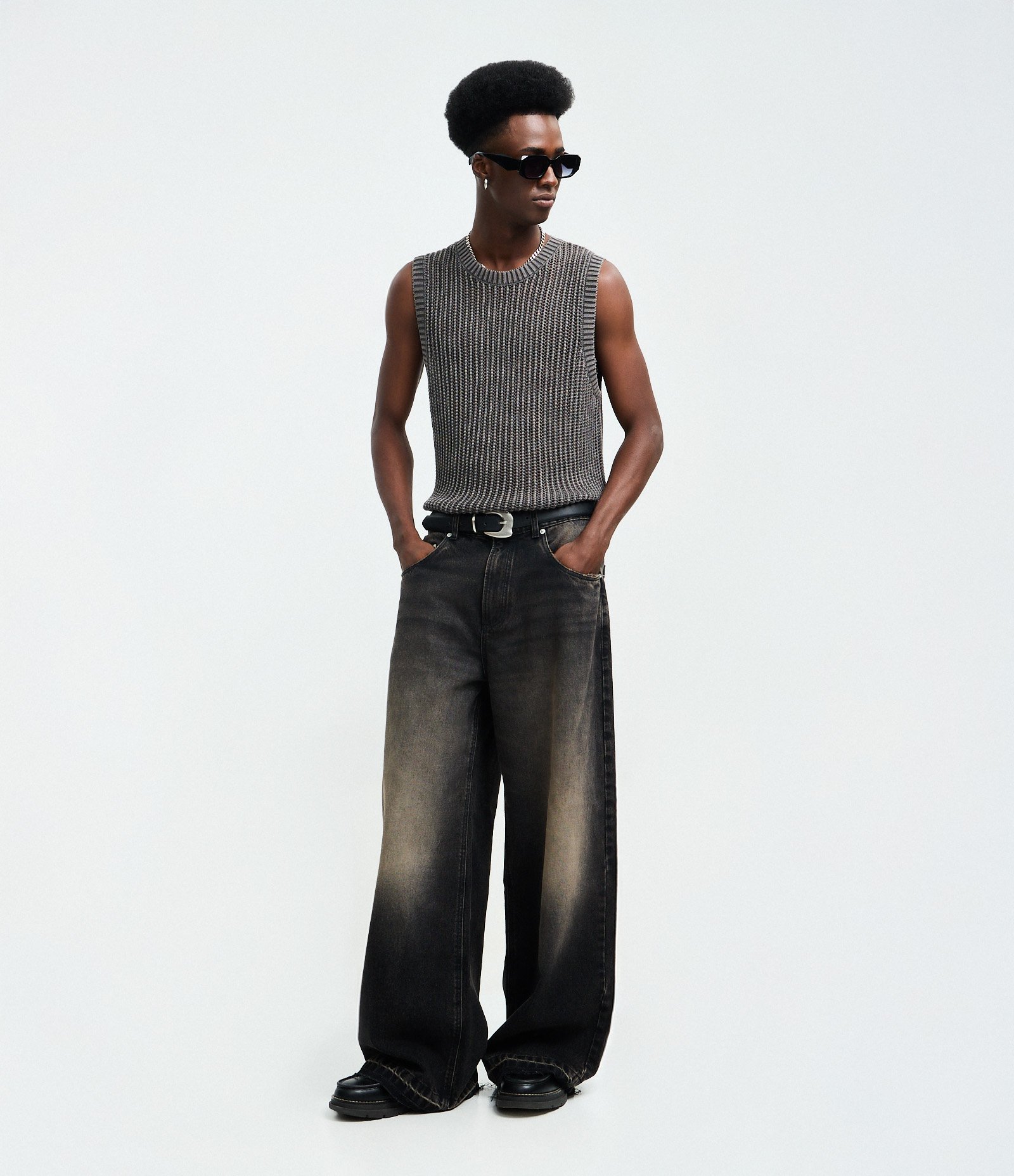 Regata Regular em Estilo Tricô Ponto Aberto Preto 2