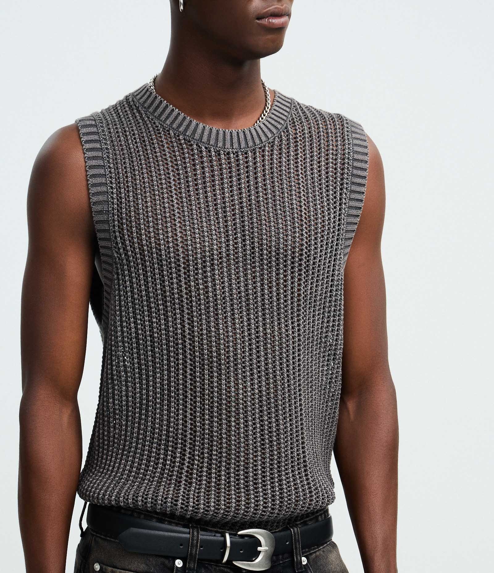 Regata Regular em Estilo Tricô Ponto Aberto Preto 3