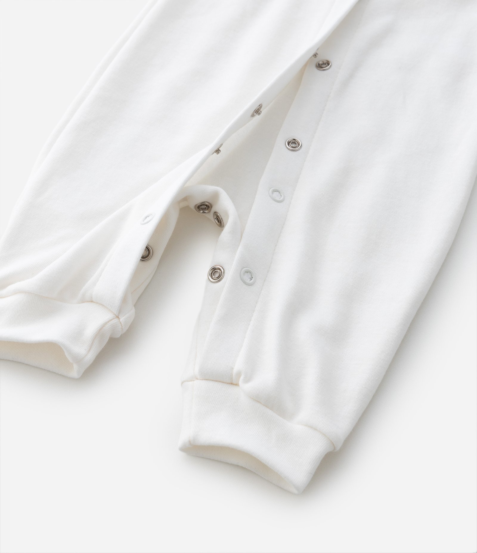 Macaquinho Infantil em Suedine com Manga Longa – Tam Prematuro Off White 6