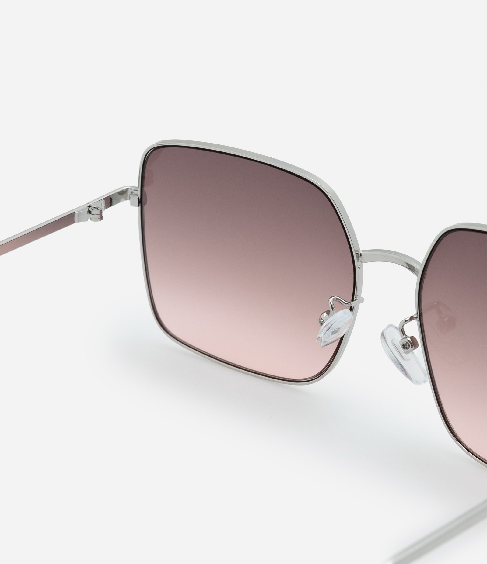 Óculos de Sol Quadrado com Hastes Finas em Metal Prata 3