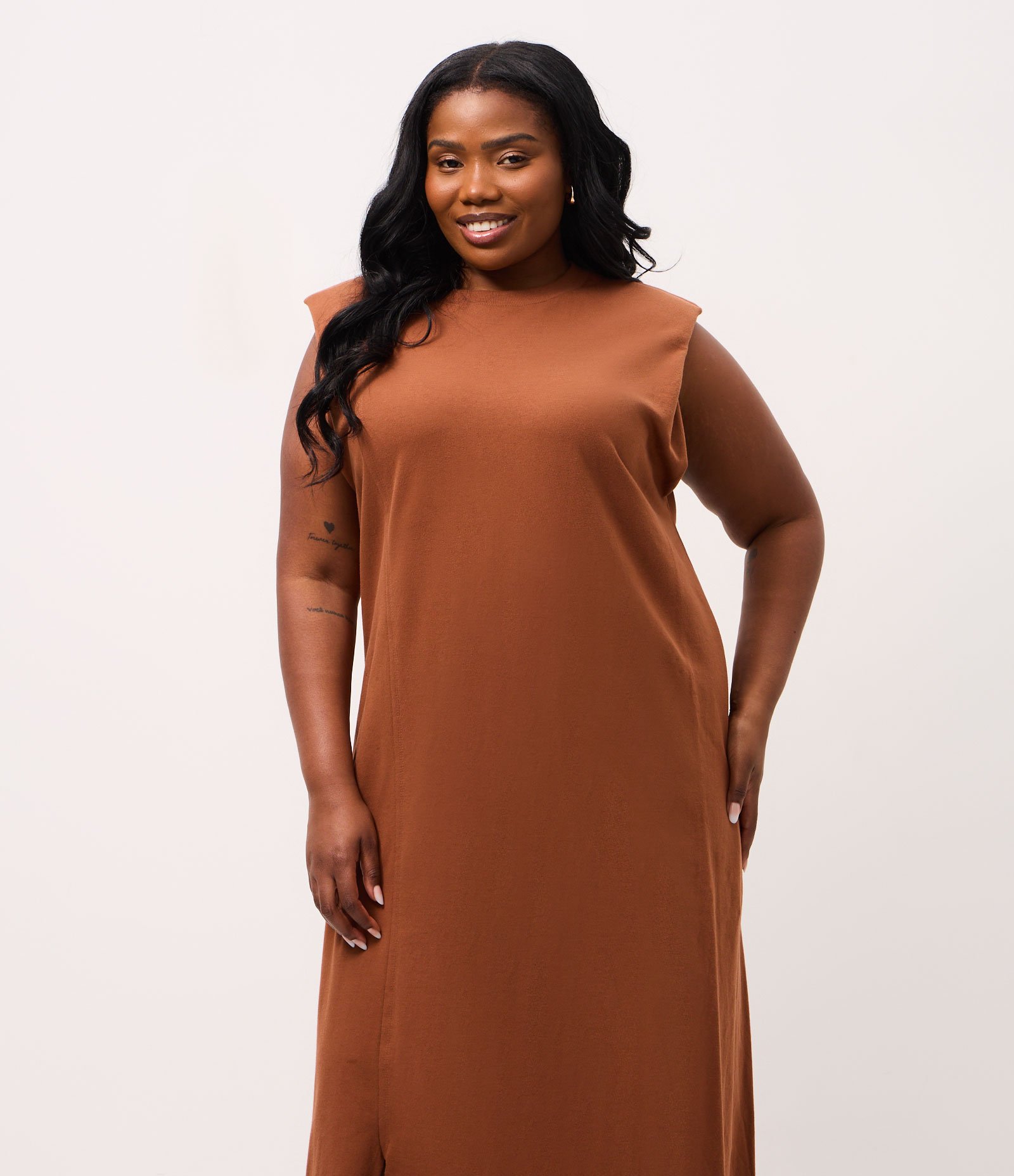 Vestido Muscle Longo em Algodão com Fenda Curve & Plus Size Marrom 2