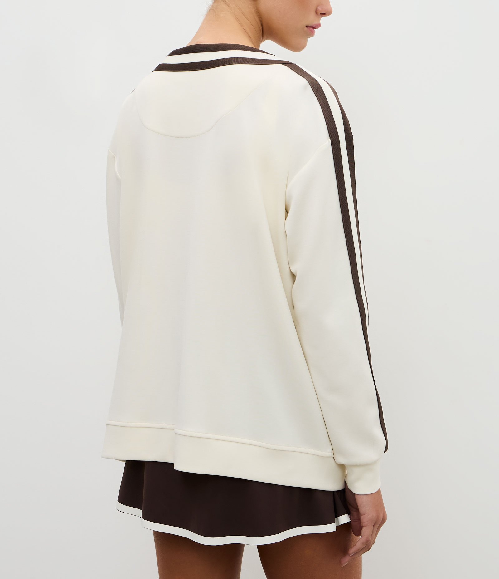 Cardigan Esportivo Oversized College com Listras Contrastantes Bege 5