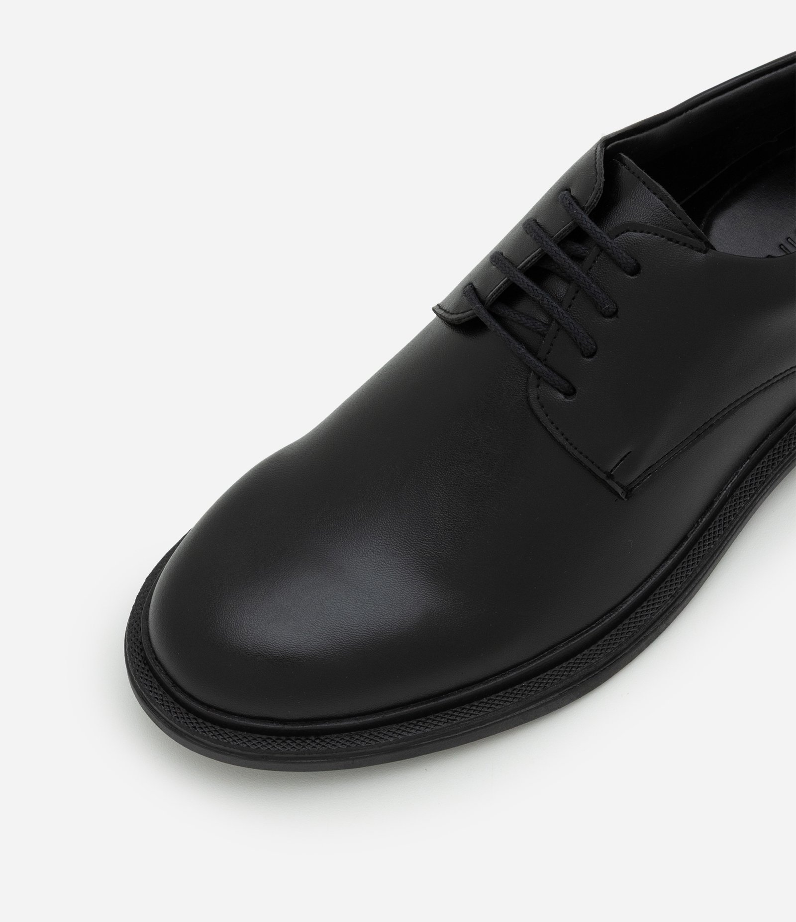 Sapato Oxford com Biqueira Arredondada Preto 4