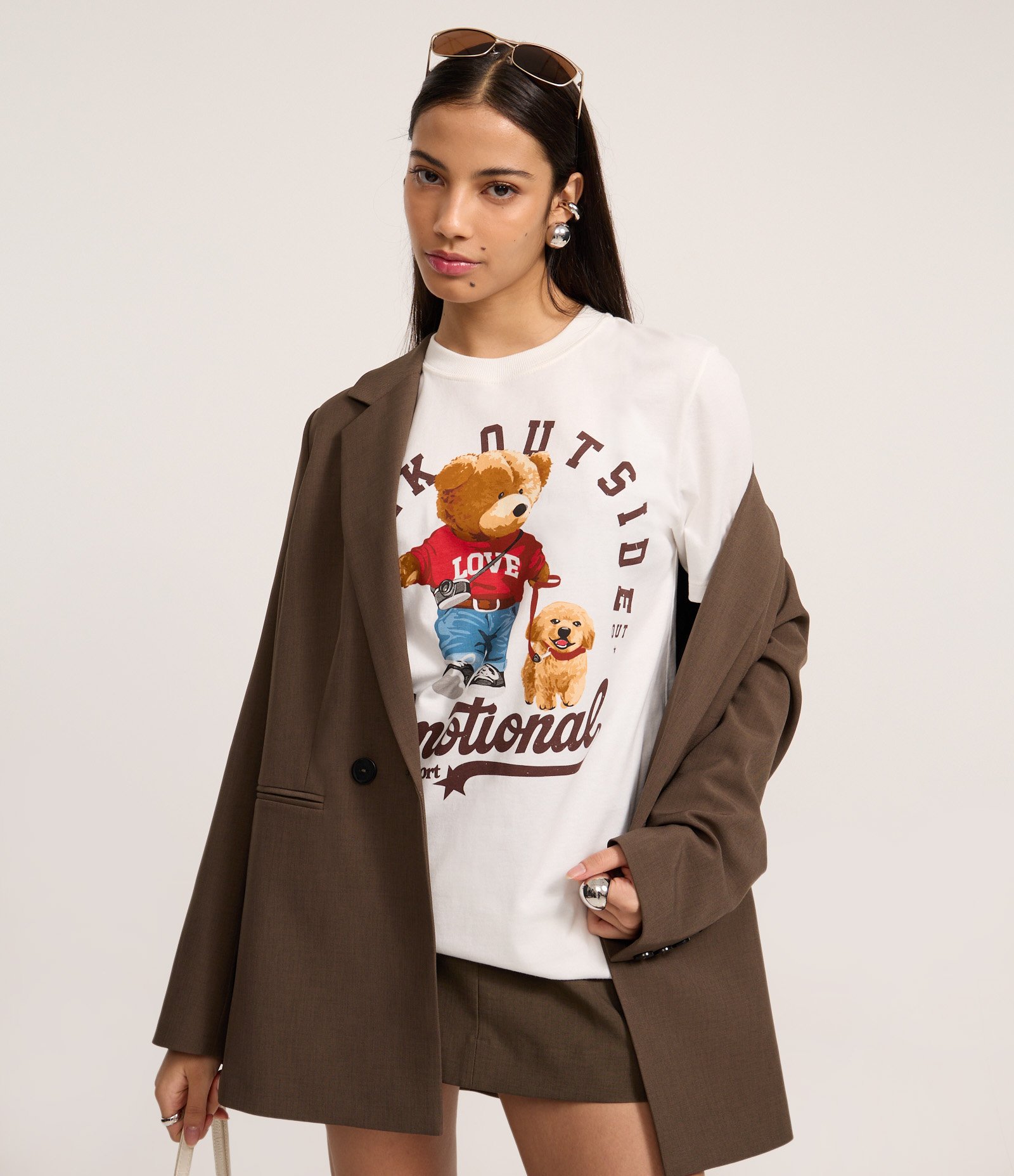 Camiseta em Algodão com Estampa de Urso Walk Outside Branco 1