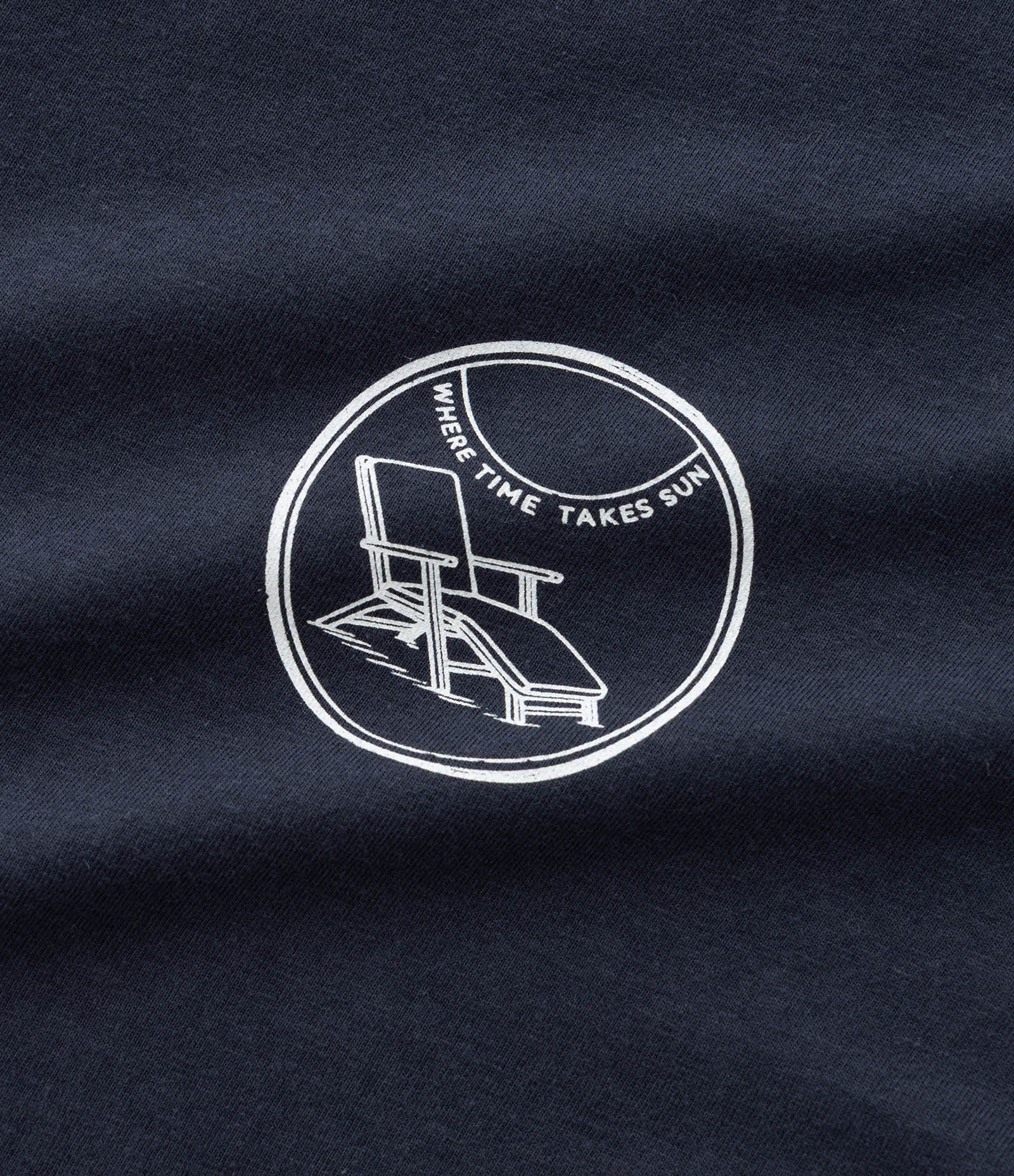 Camiseta em Algodão com Estampa Localizada Resort Club Cadeira de praia Azul 7