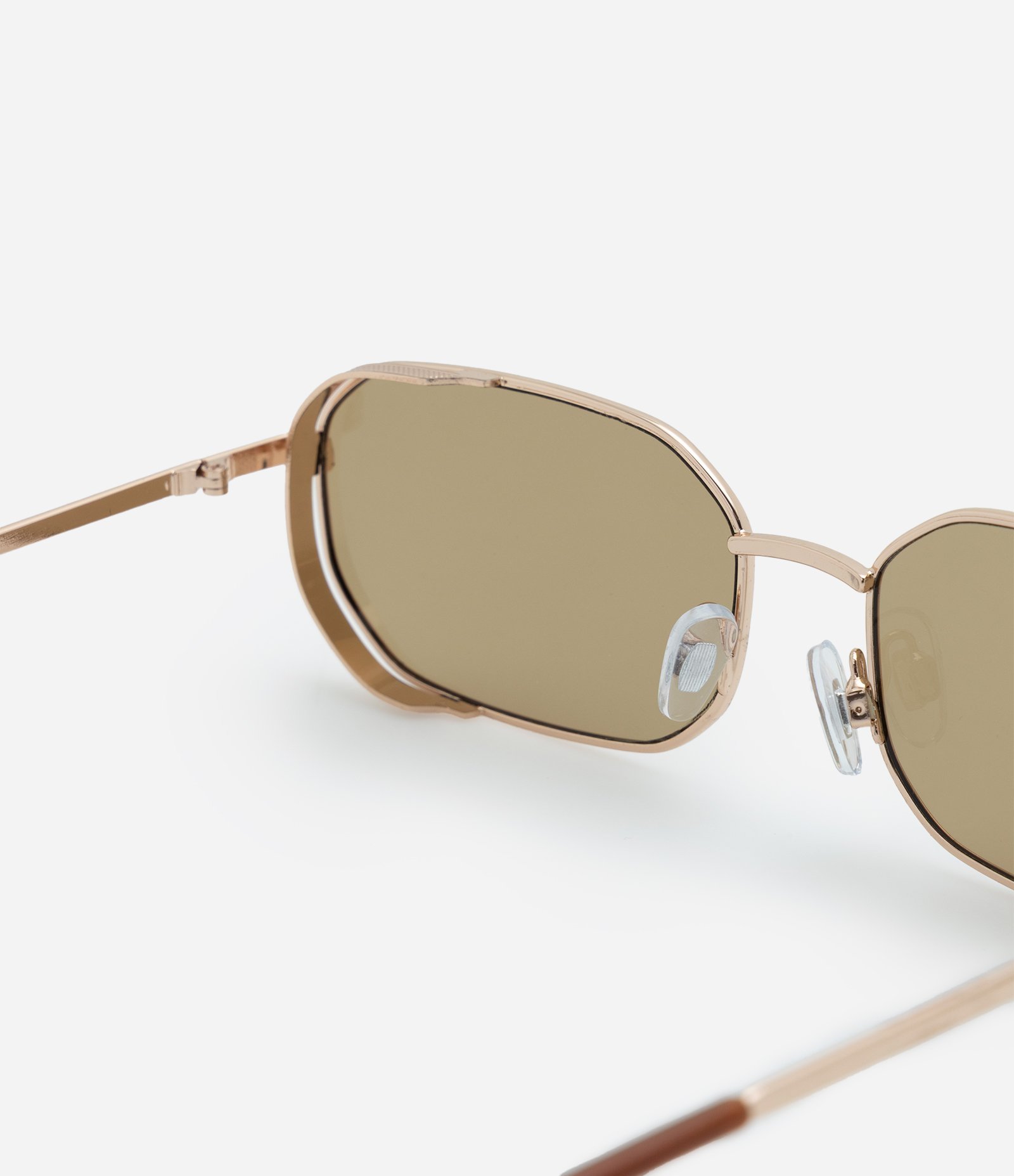 Óculos Quadrado em Metal com Lente Marrom Dourado 3