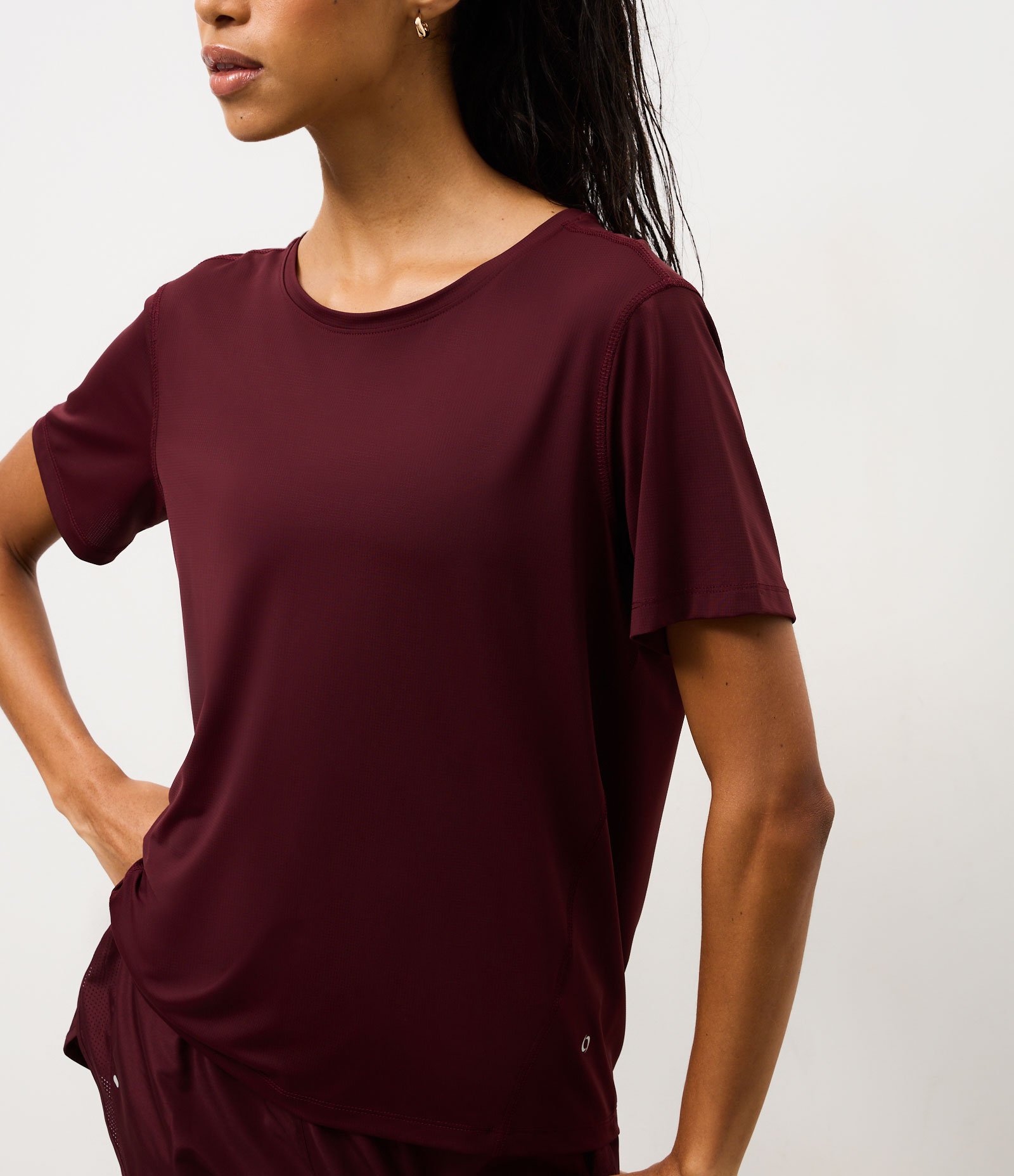 Camiseta Esportiva Manga Curta em Poliamida Marrom 3