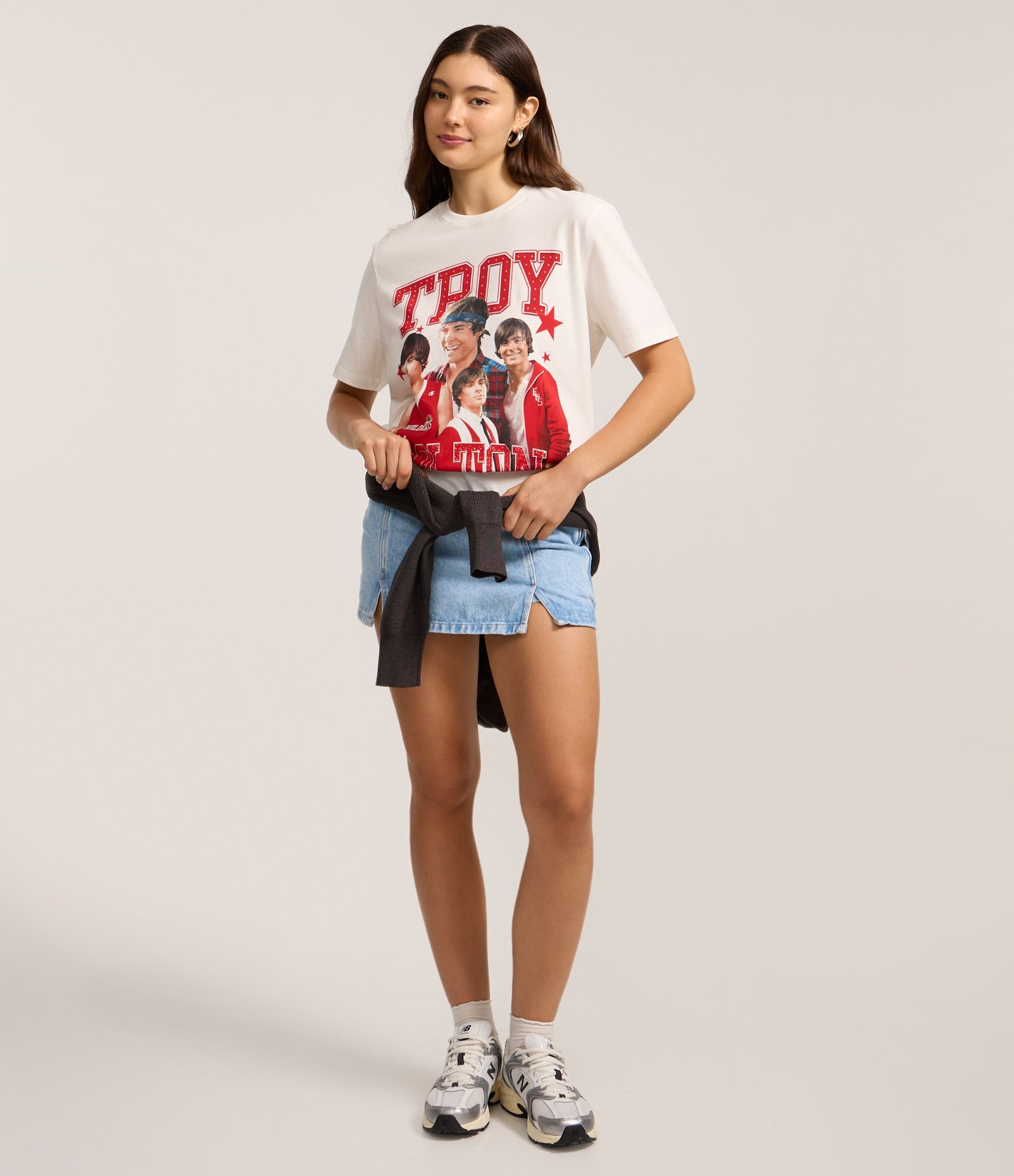 Camiseta Manga Curta com Estampa Troy Bolton Branco 2