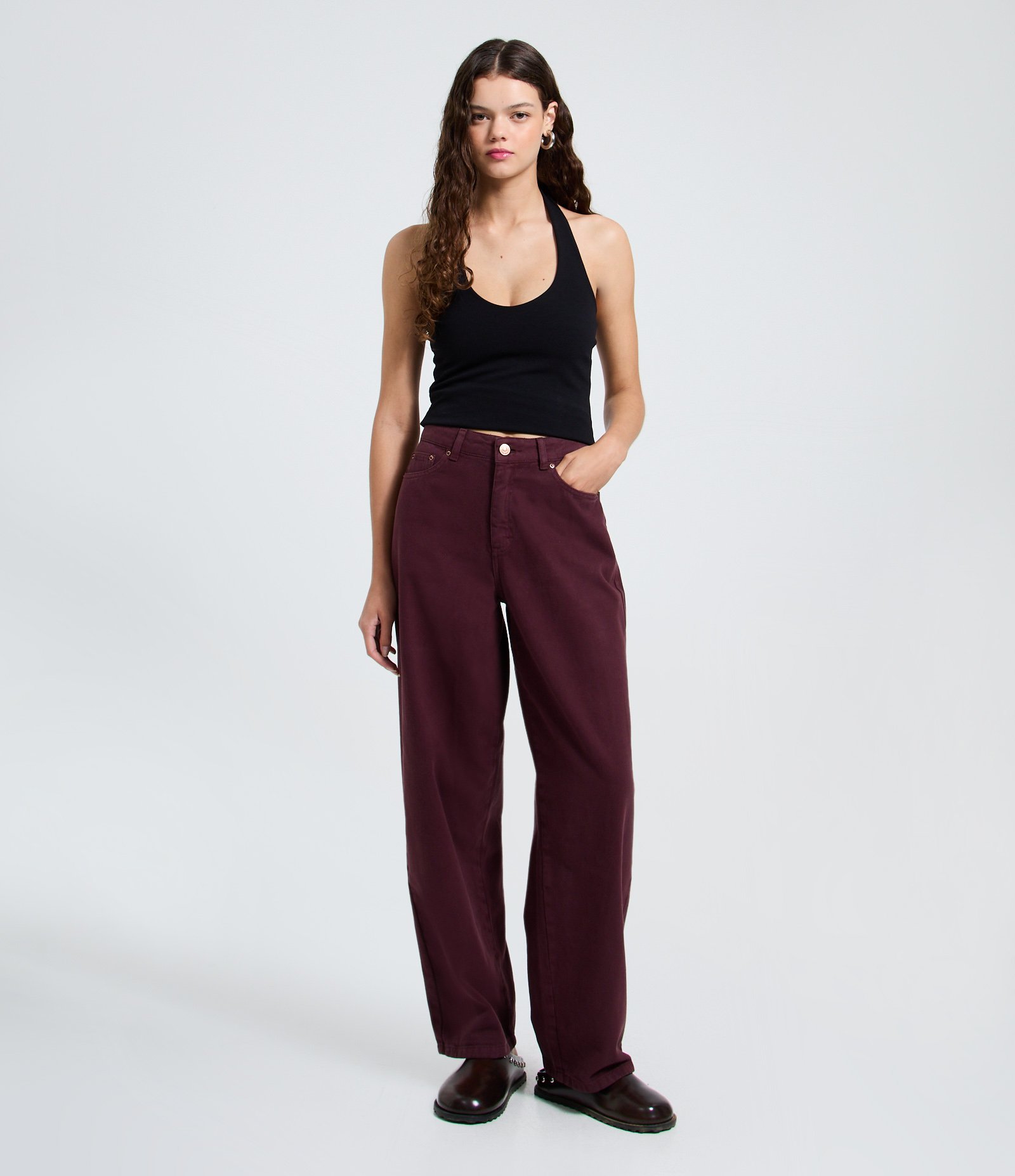 Calça Baggy em Sarja com Bolsos Vinho 1