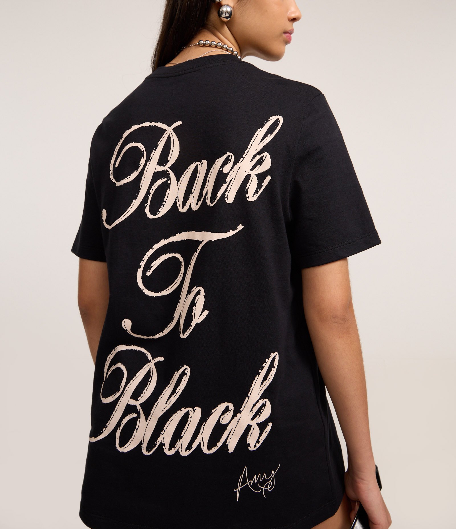 Camiseta em Algodão com Estampa Amy Winehouse Preto 2