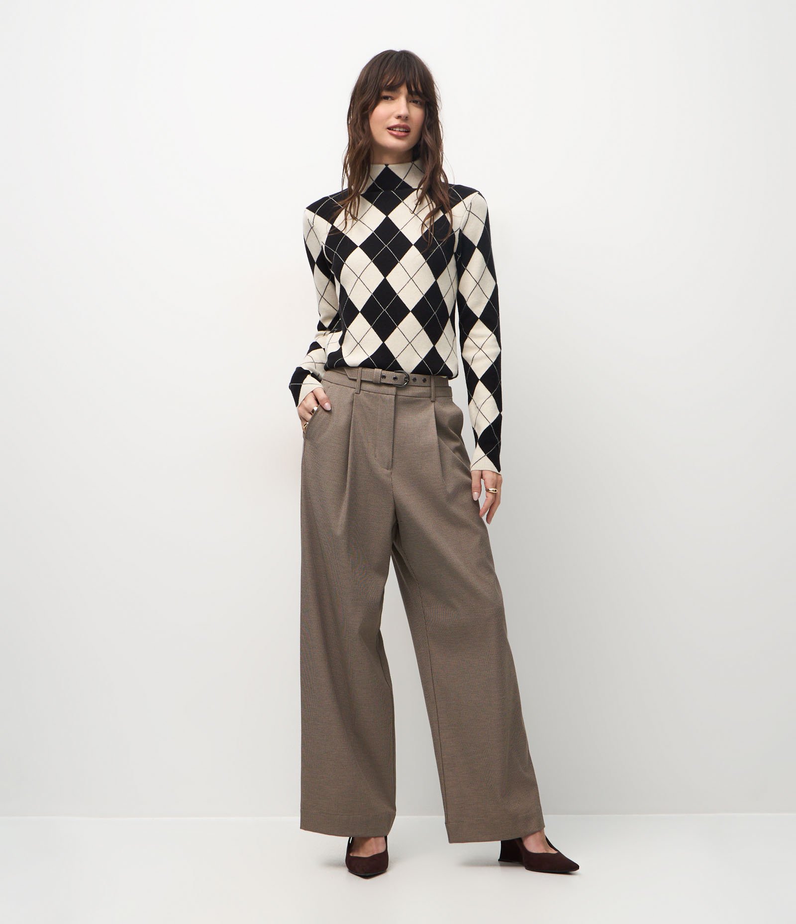 Blusa em Tricô com Estampa Xadrez e Gola Alta Preto 2
