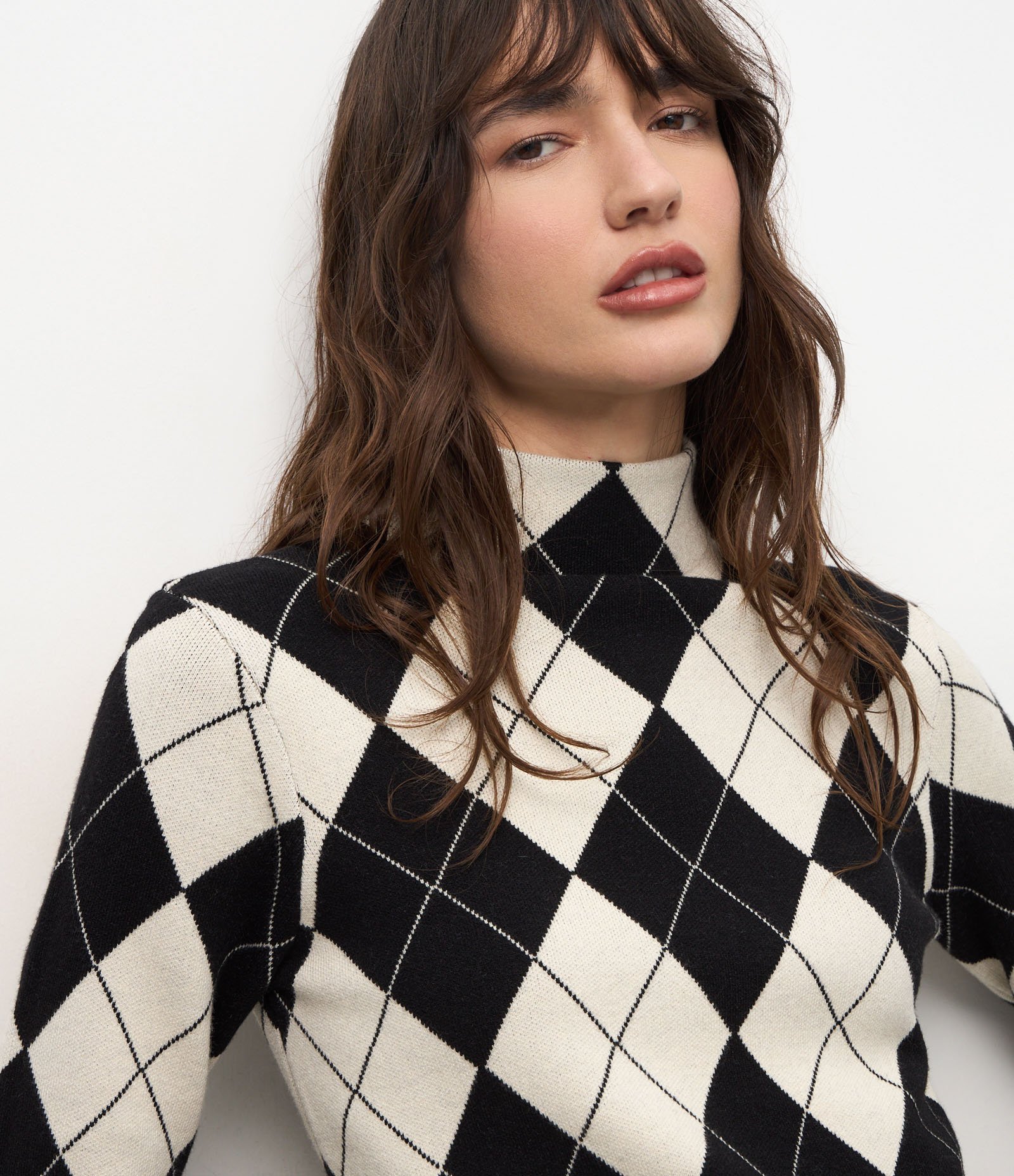 Blusa em Tricô com Estampa Xadrez e Gola Alta Preto 3