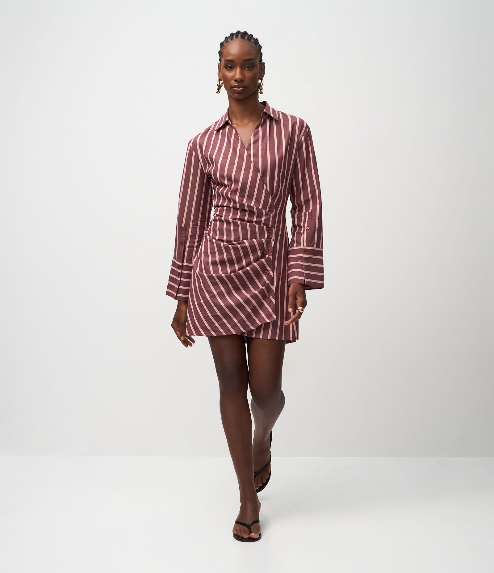 Vestido Manga Longa com Drapeado Frontal Marrom 4