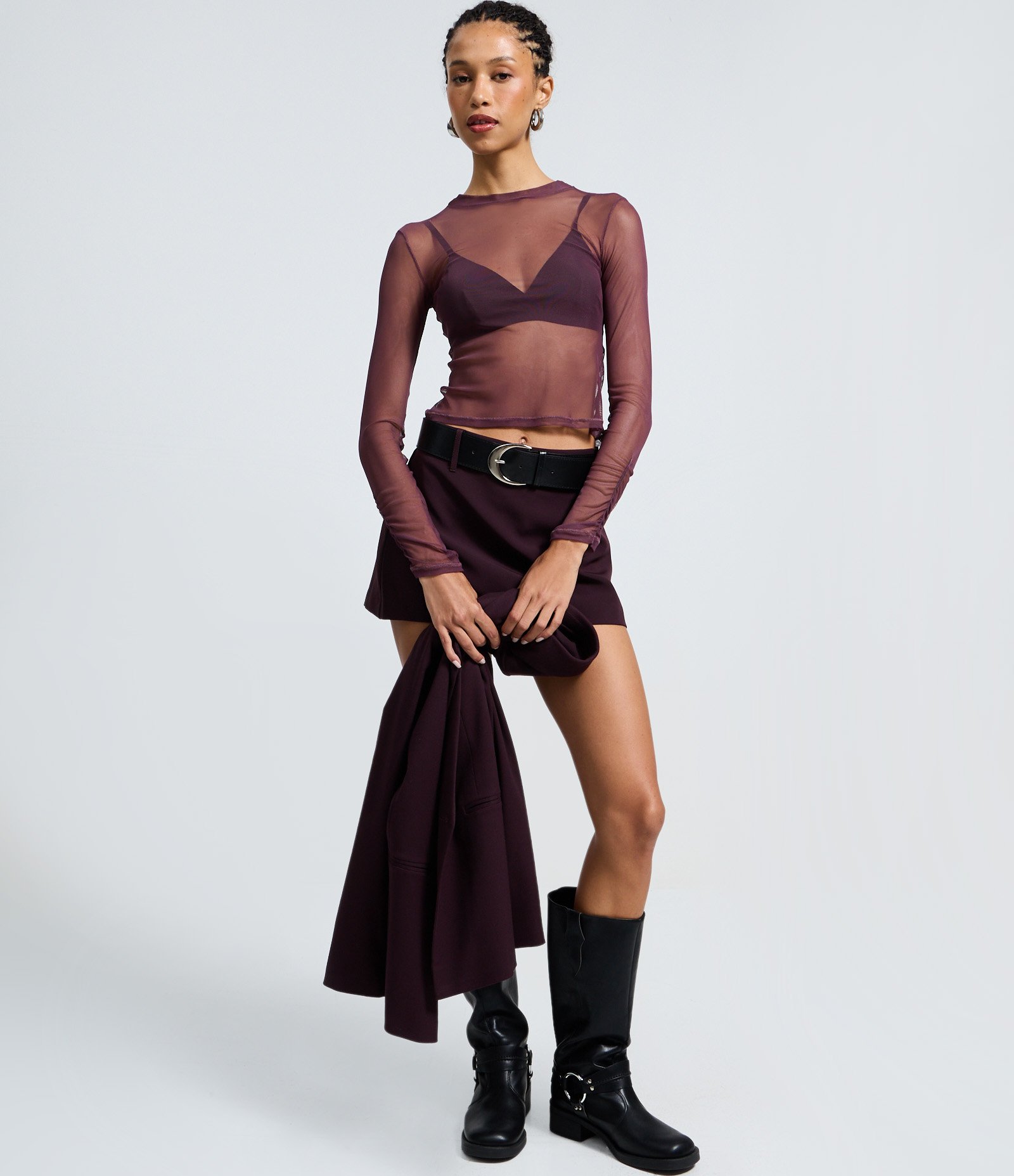 Blusa em Tule com Gola Alta e Franzidos Roxo 2