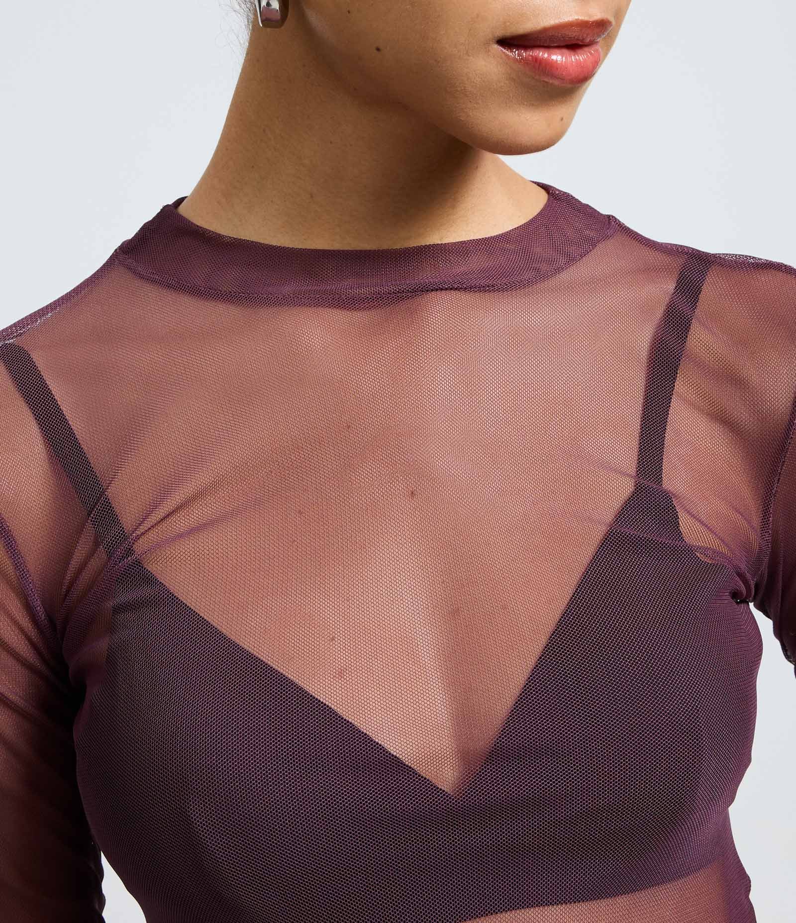 Blusa em Tule com Gola Alta e Franzidos Roxo 4