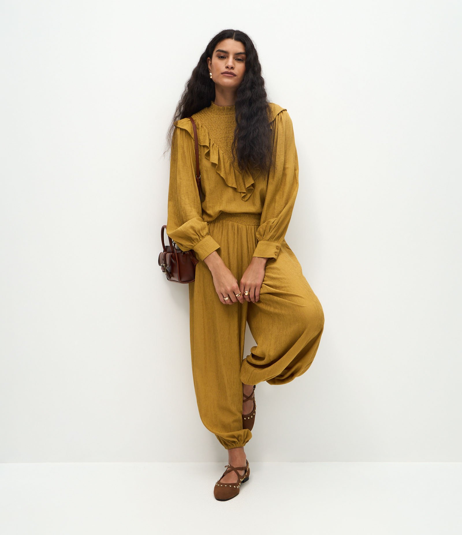 Blusa Feminina Manga Longa Gola Padre com Babados Amarelo 2