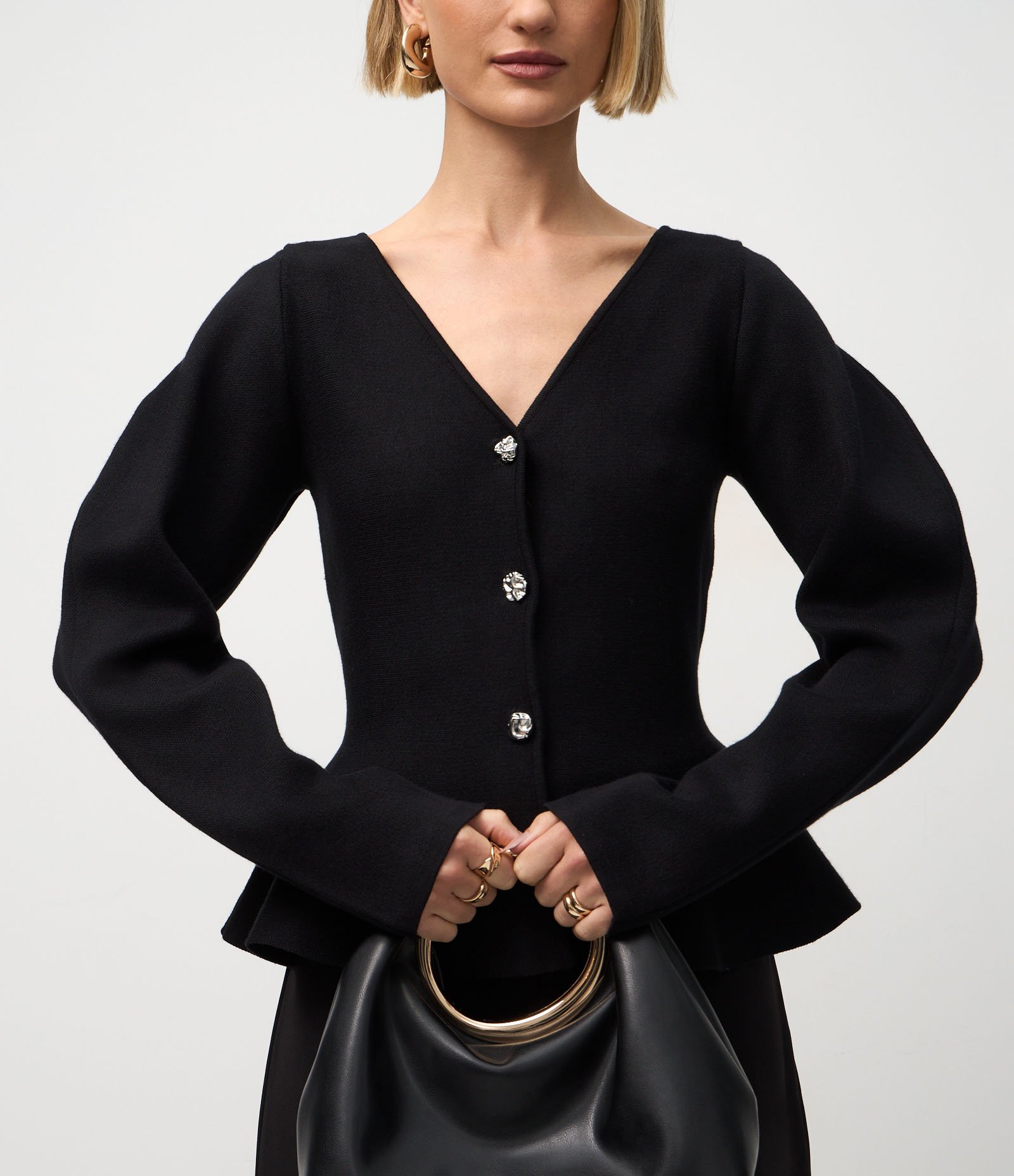 Cardigan em Tricô com Botões e Manga Ampla Preto 4