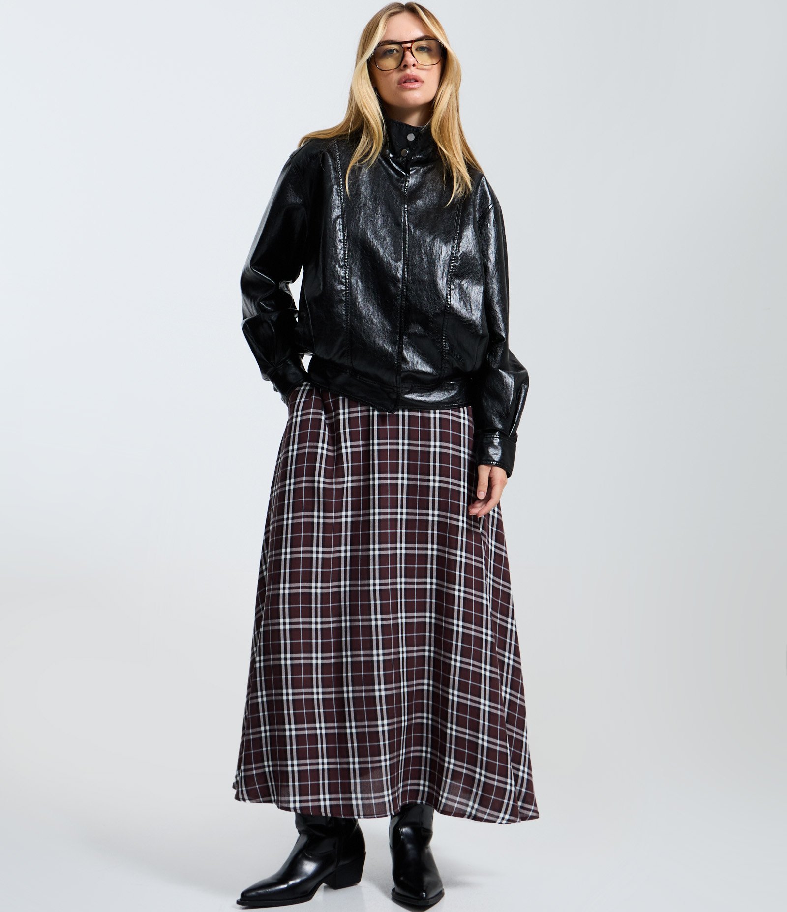 Jaqueta Bomber Pesada em PU com Punhos Ajustados Preto 2