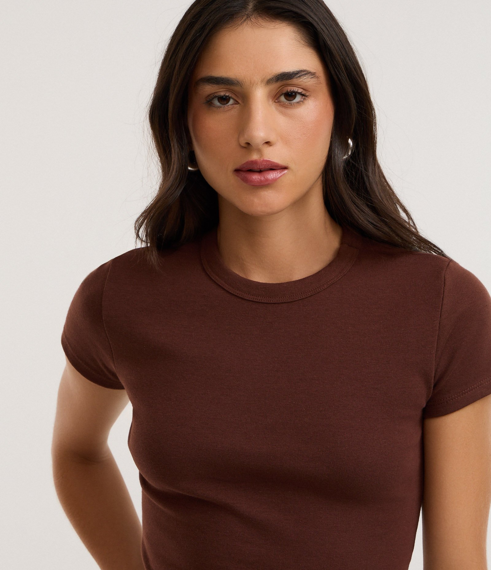 Blusa Alongada Ajustada em Ribana Marrom 3