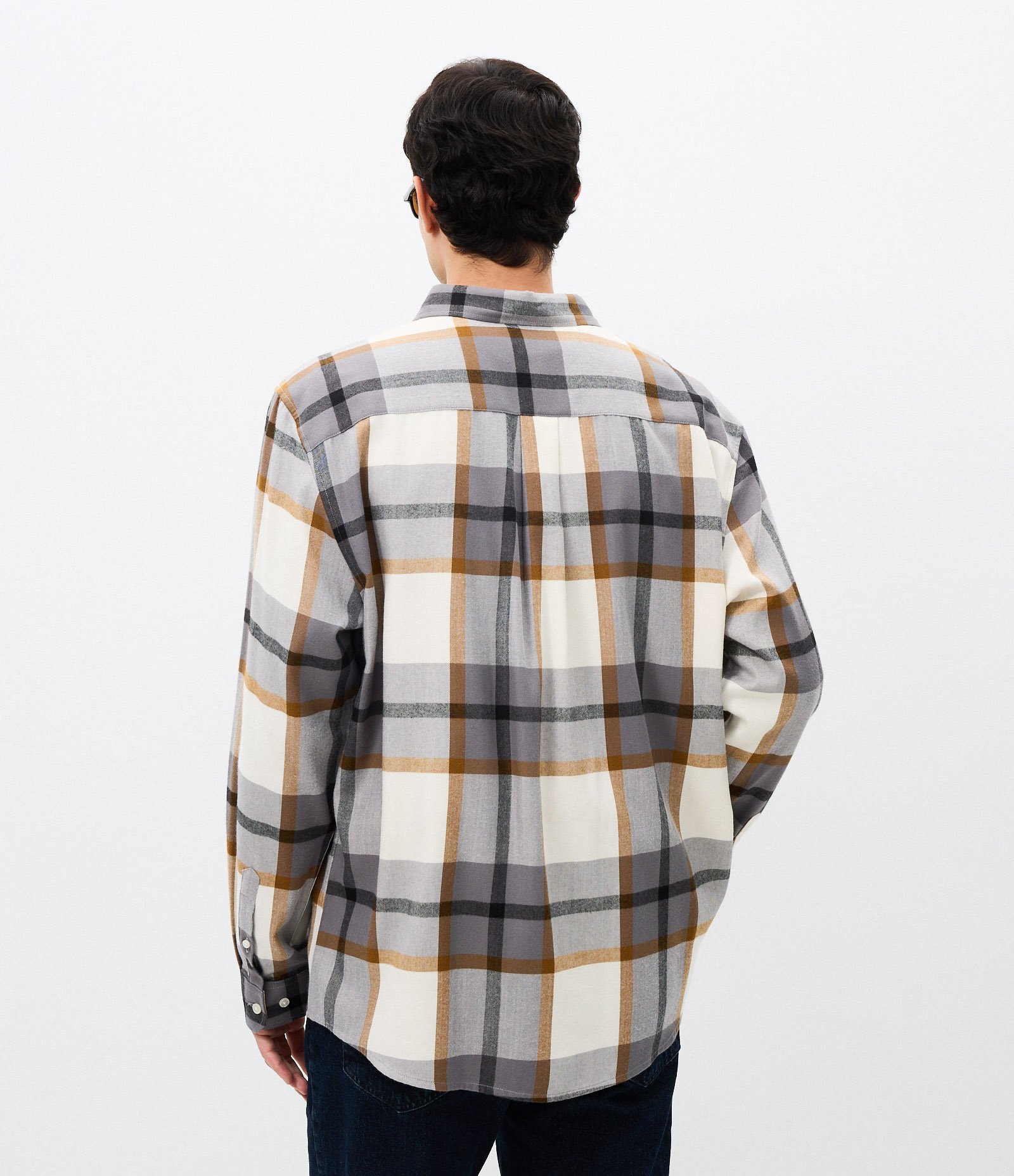 Camisa Manga Longa em Flanela com Listrado em Blocos Cinza 3