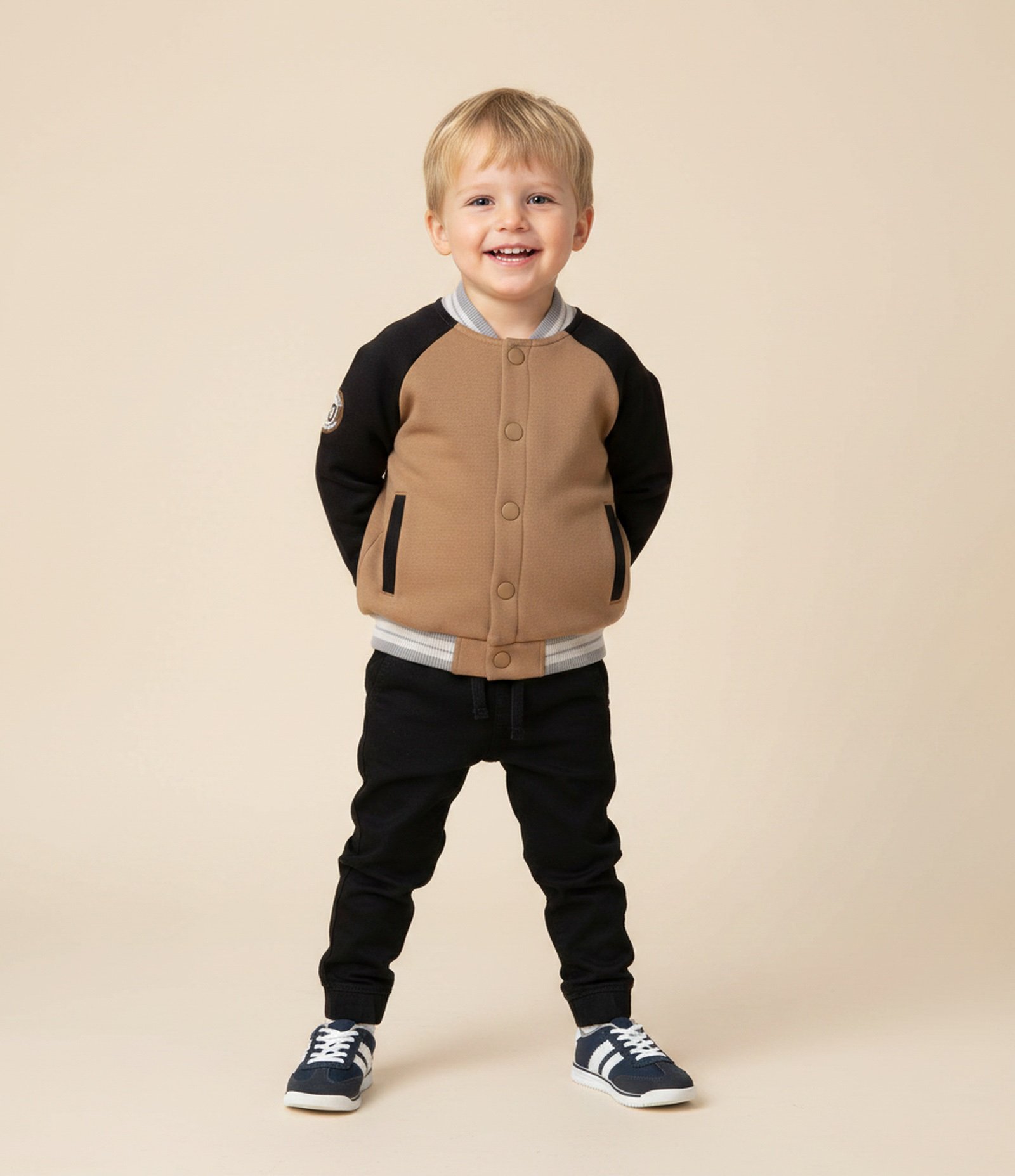 Jaqueta Infantil Bomber com Mangas Raglan – Tam 1 a 5/6 Anos Preto/Marrom 1