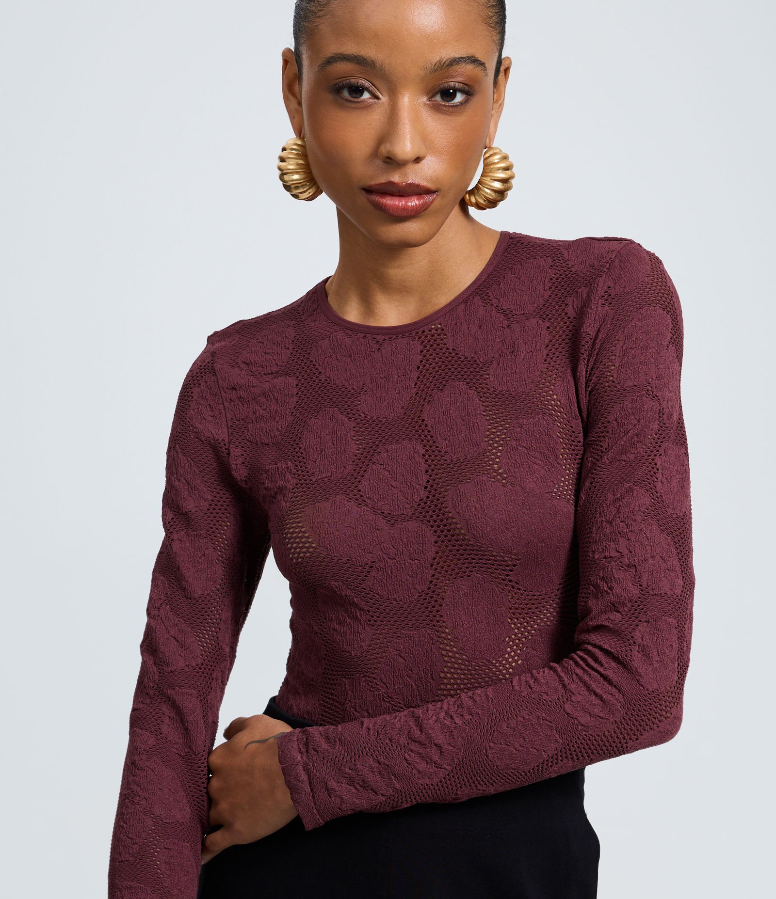 Body Manga Longa Seamless com Textura Rendada Vinho 3