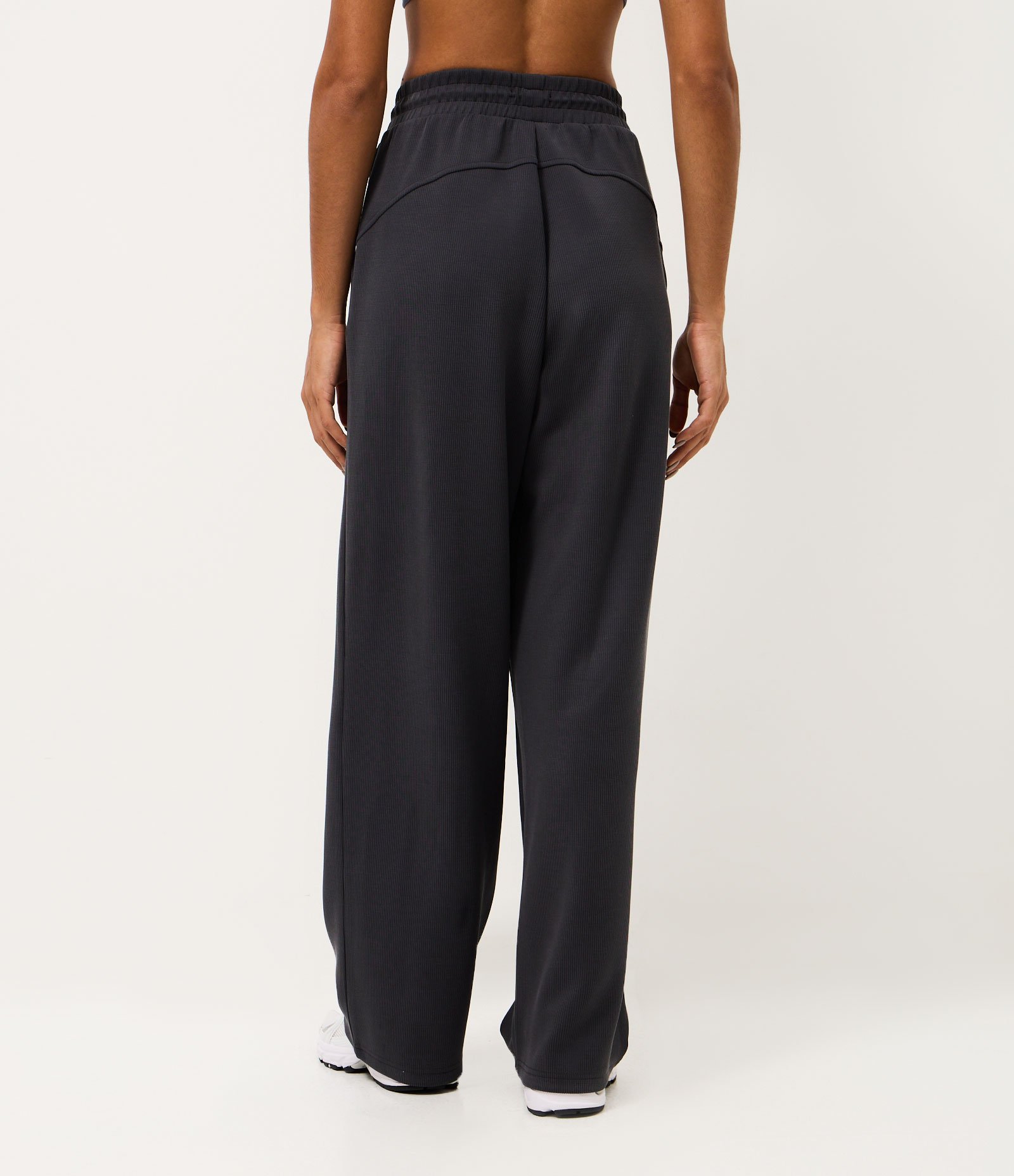 Calça Esportiva Reta Texturizada com Ajuste no Cós Cinza 4