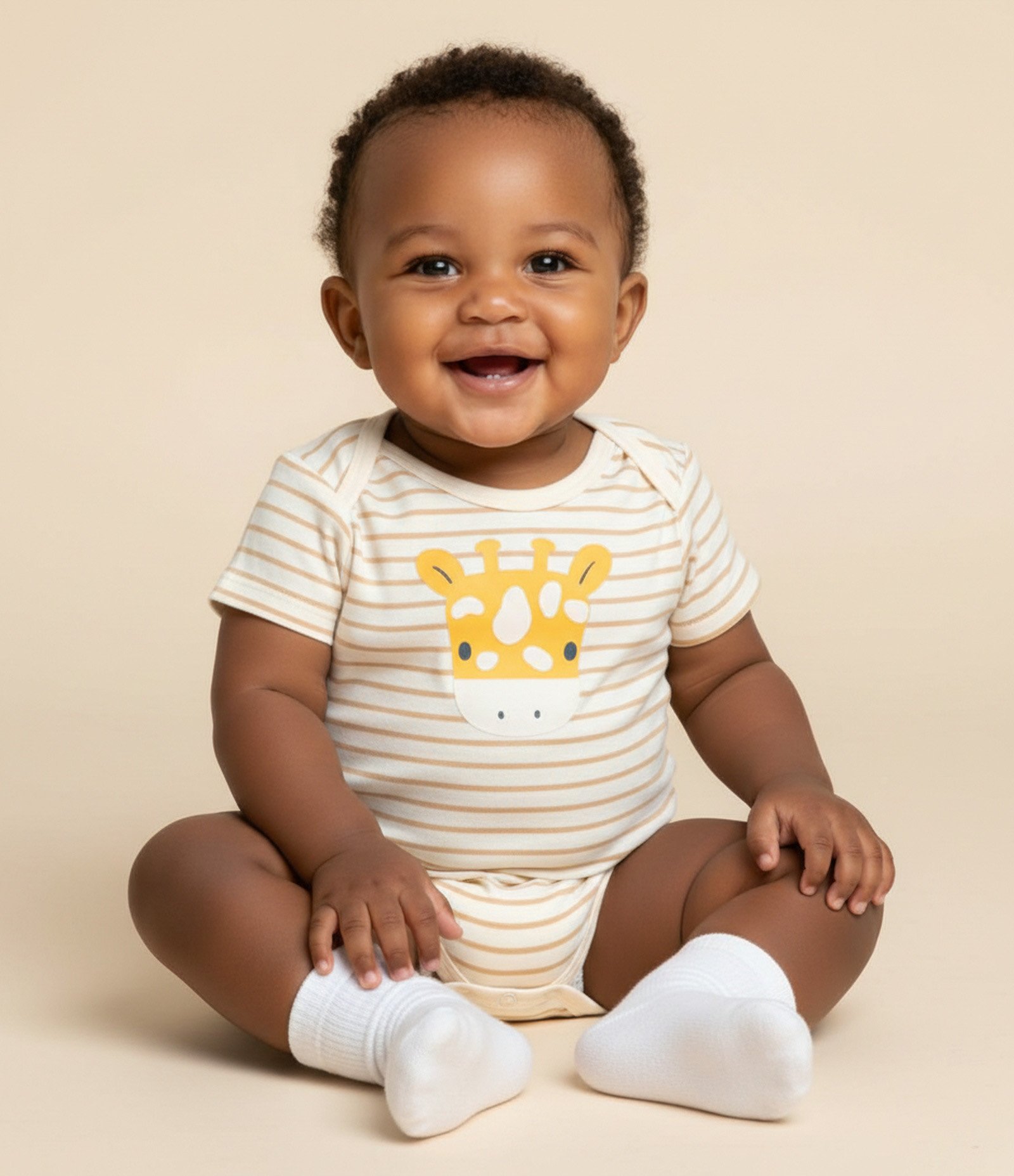 Body Infantil Listrado com Estampa Girafa – Tam 0 a 18 Meses Bege Claro 1