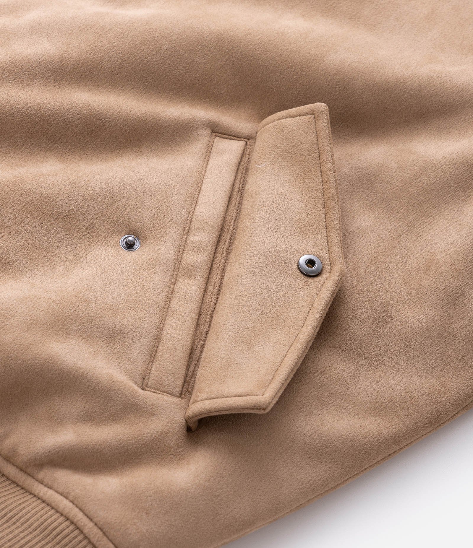 Jaqueta Pesada Bomber em Suede com Bolso Bege 8