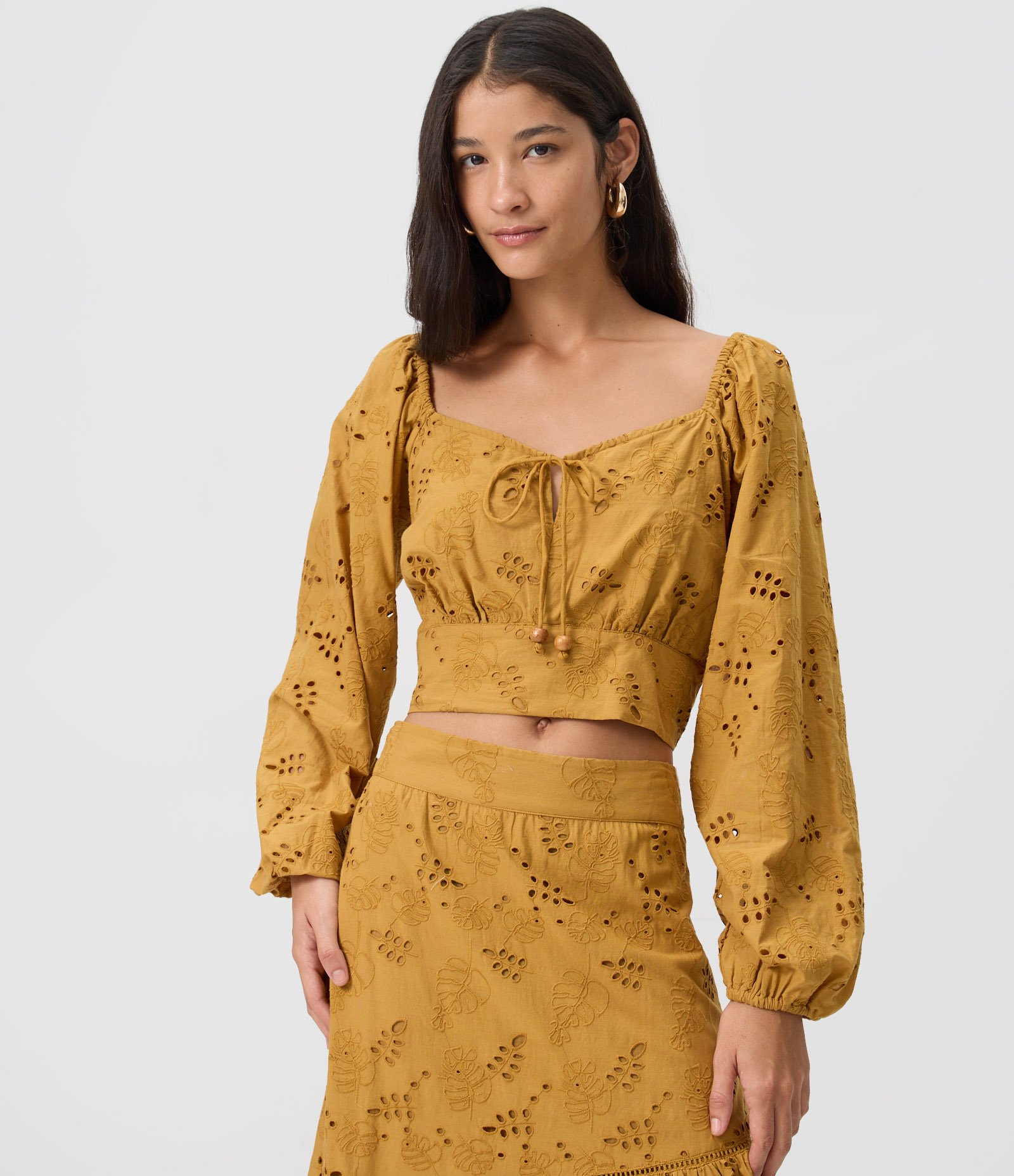 Blusa Cropped em Algodão com Decote Coração e Manga Bufante Amarelo 3