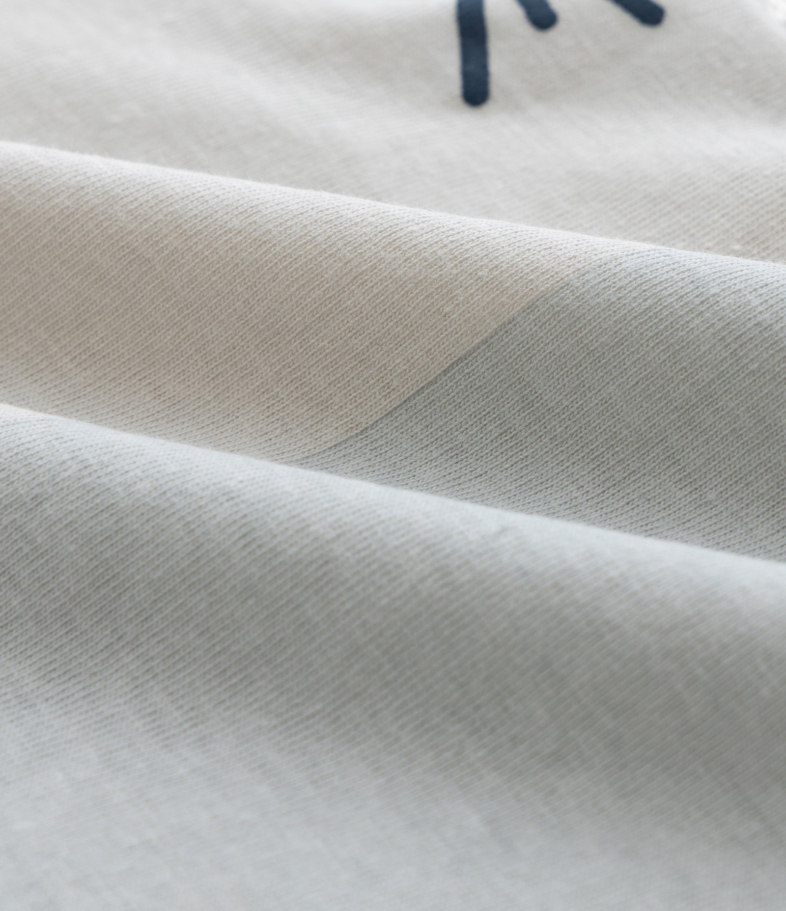 Conjunto Infantil com Camiseta Interativa e Bermuda – Tam 0 a 18 Meses Bege 9