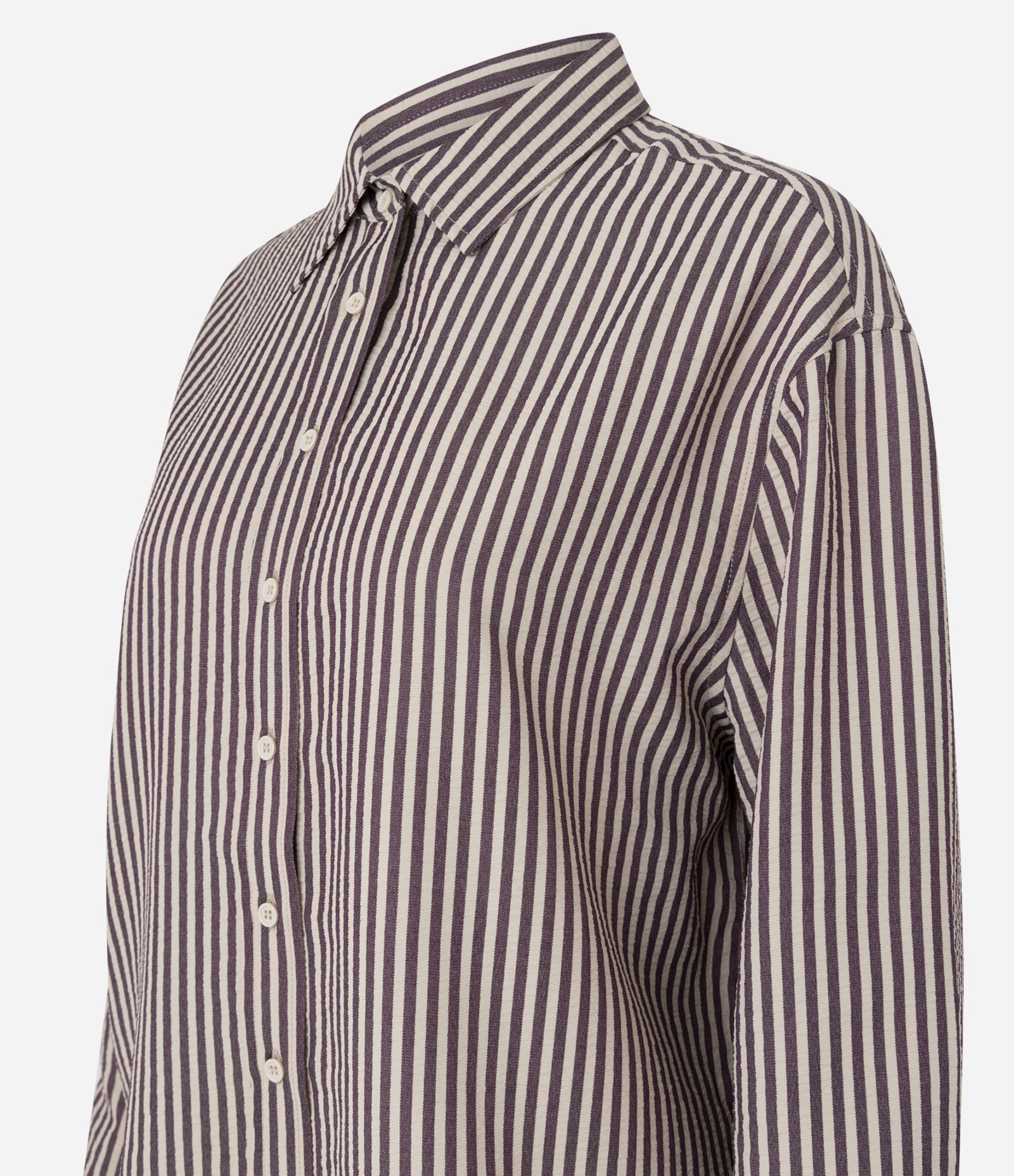 Camisa Anarruga com Listras e Abotoamento Frontal Lilás 6