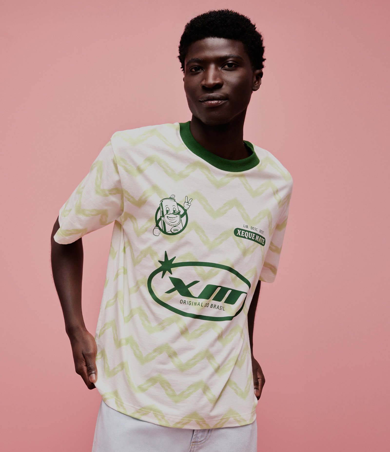 Camiseta Boxy Sportcore Estampa Xaque Mate Verde 1