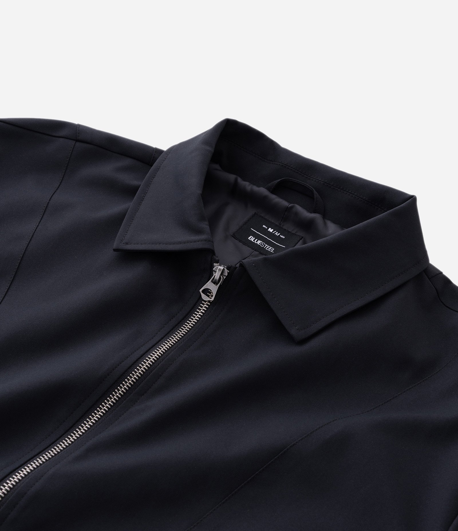 Jaqueta Boxy com Elástico na Barra e Recortes Preto 8