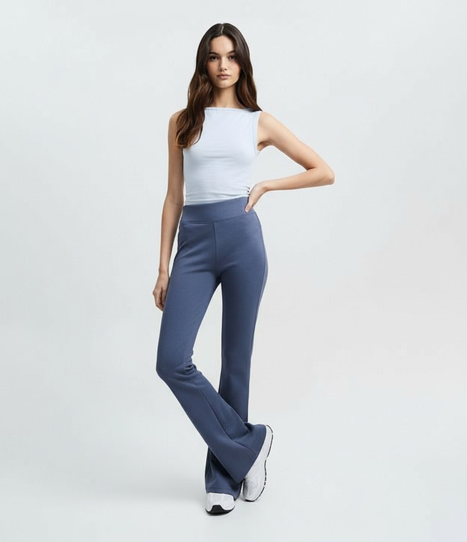 Blusa Sem Manga com Decote Canoa Azul 3