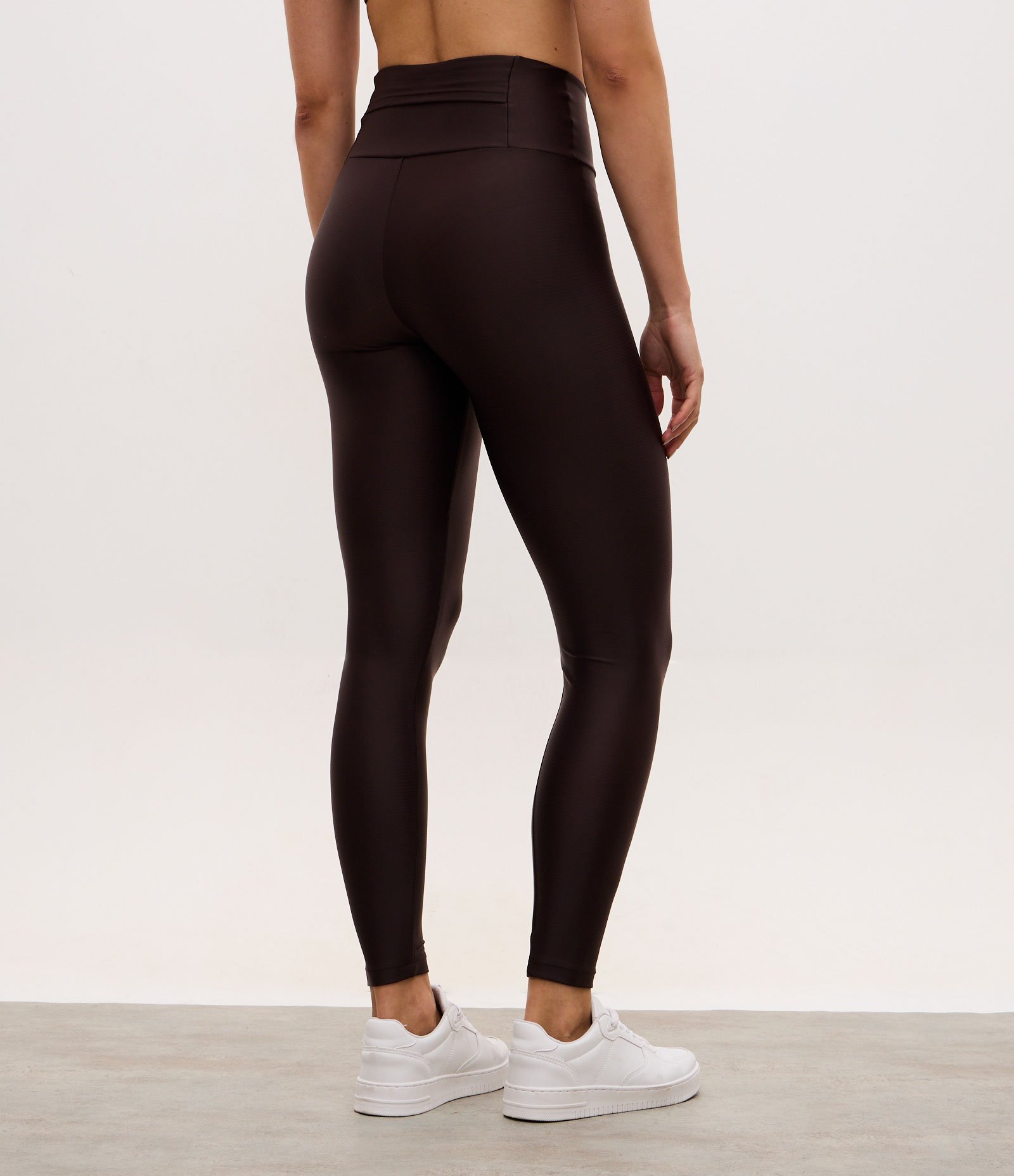 Calça Legging Esportiva em Microfibra Marrom 4