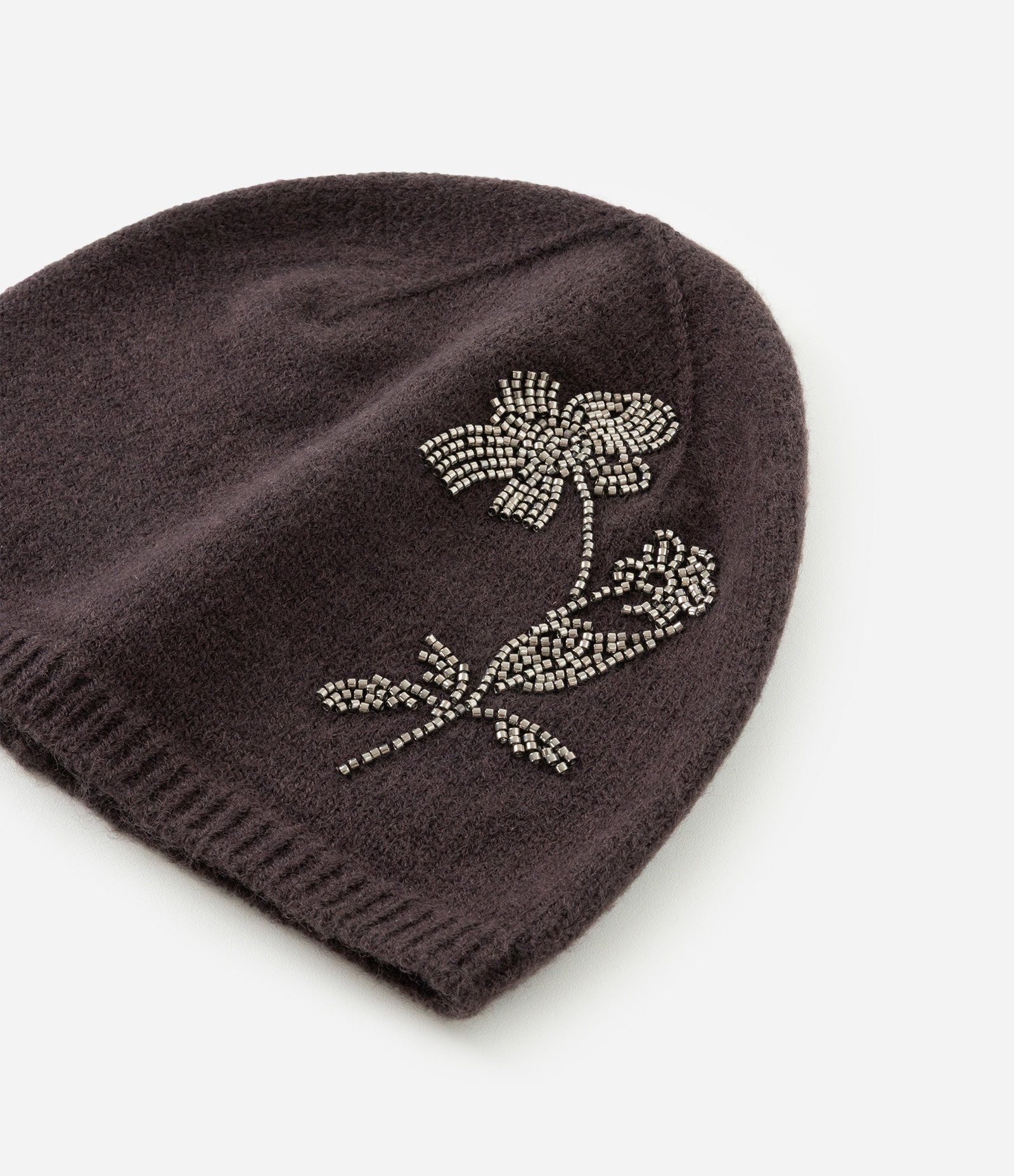 Touca em Tricô com Bordado de Flor Marrom 2