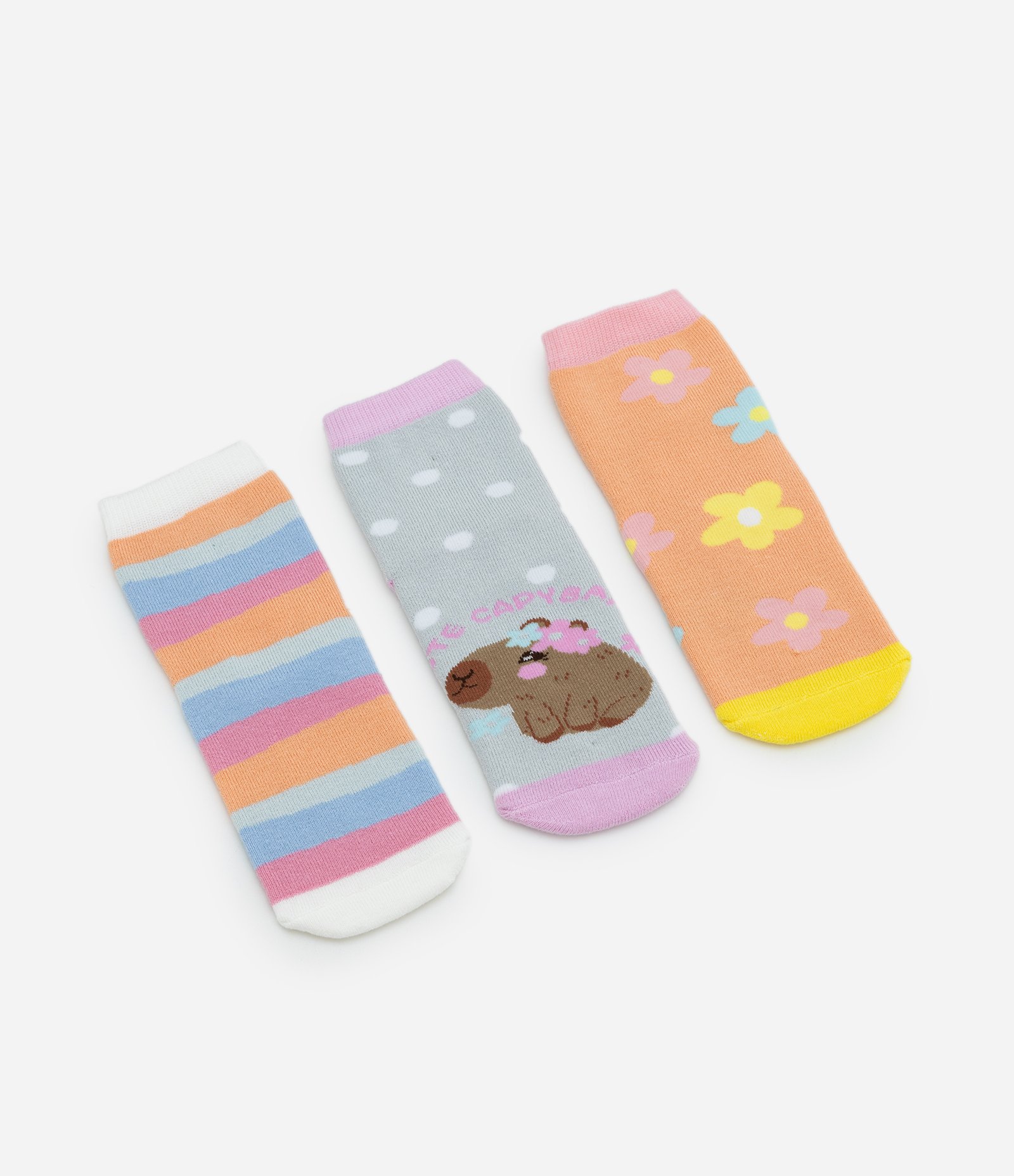 Kit 03 Meias Infantis Atoalhadas com Estampa Capivara – Tam 19 a 34 Multicores 1