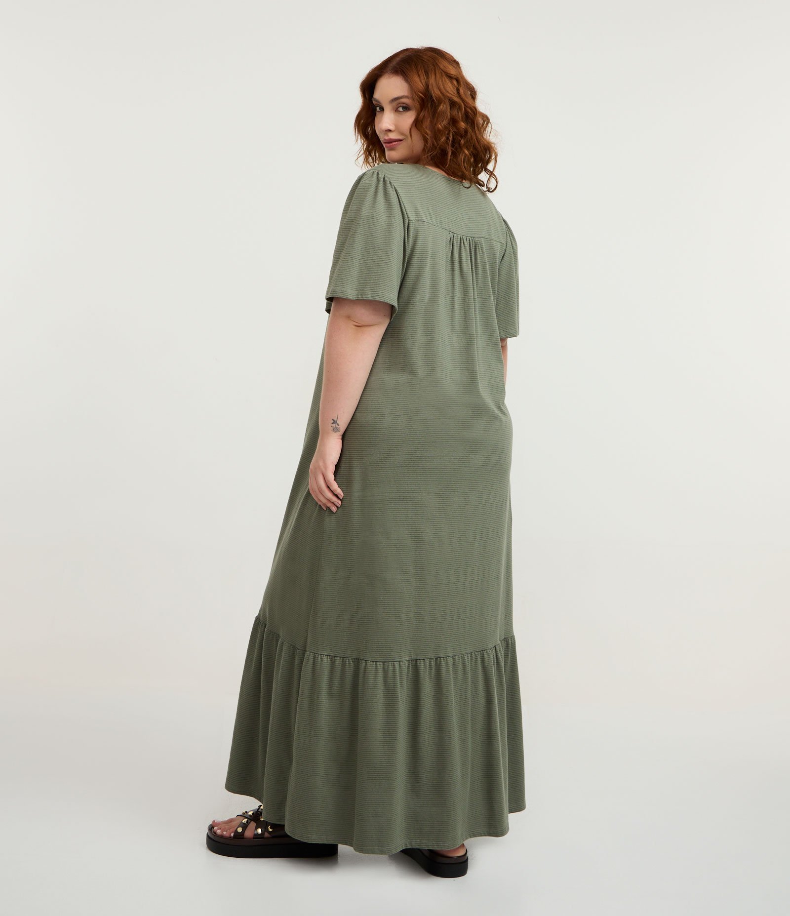 Vestido Midi Algodão com Recorte Franzido Curve & Plus Size Verde 4