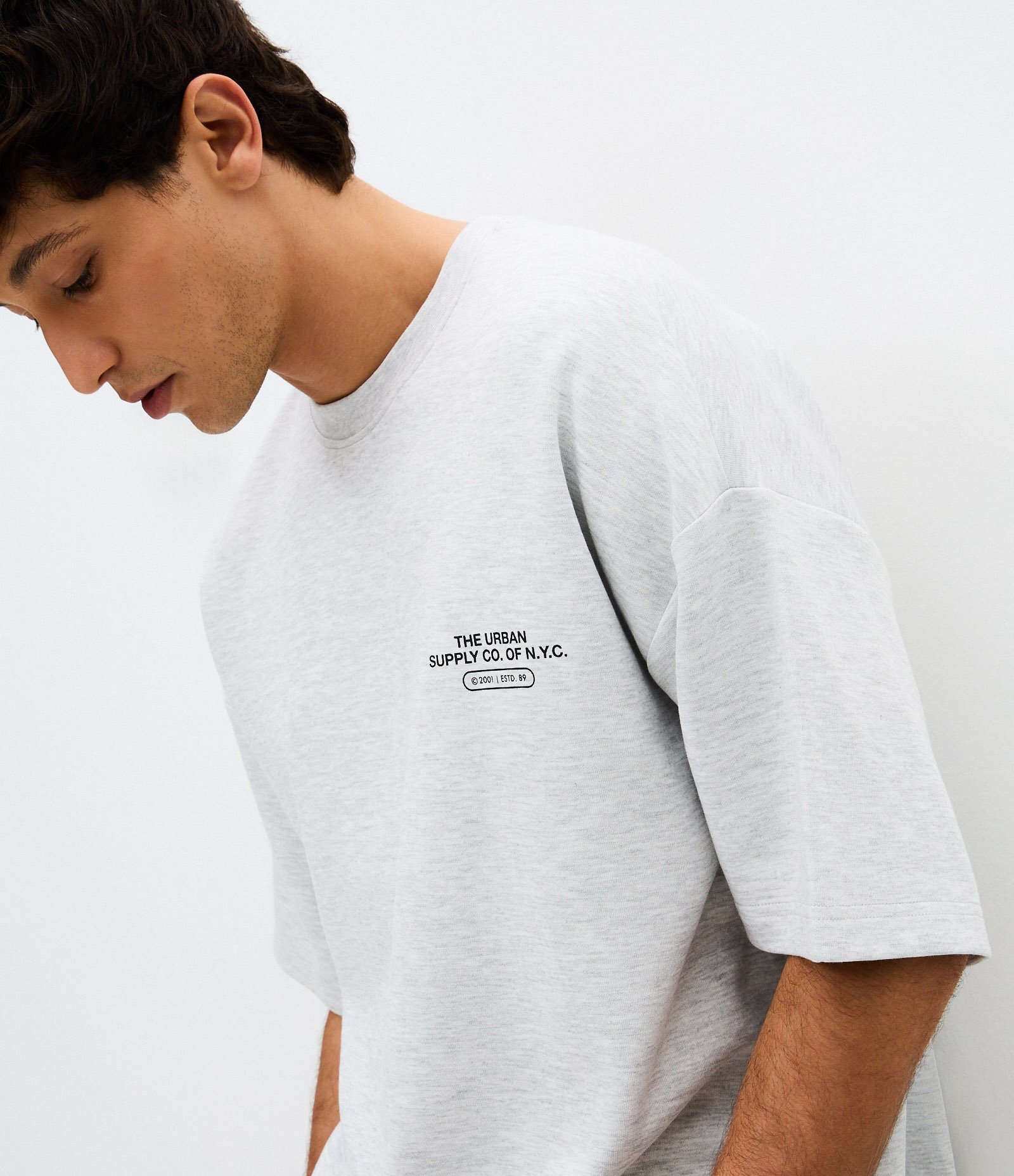 Camiseta MC Relaxed Mescla com Lettering Embossed Cinza 3
