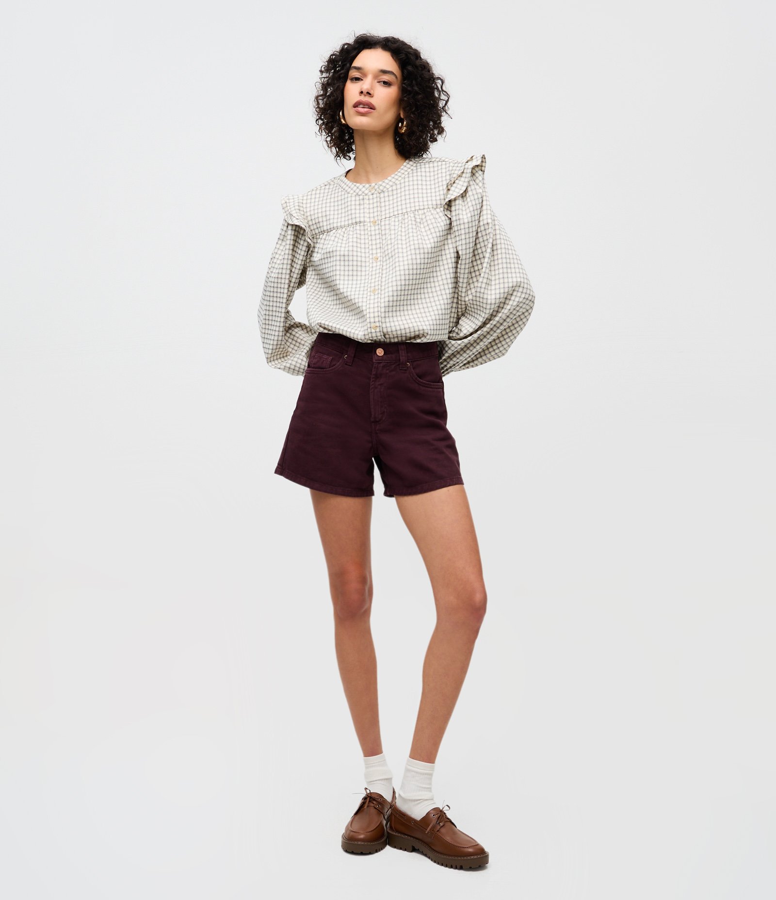 Short Mom Cintura Alta em Sarja com Bolsos Bordô 1