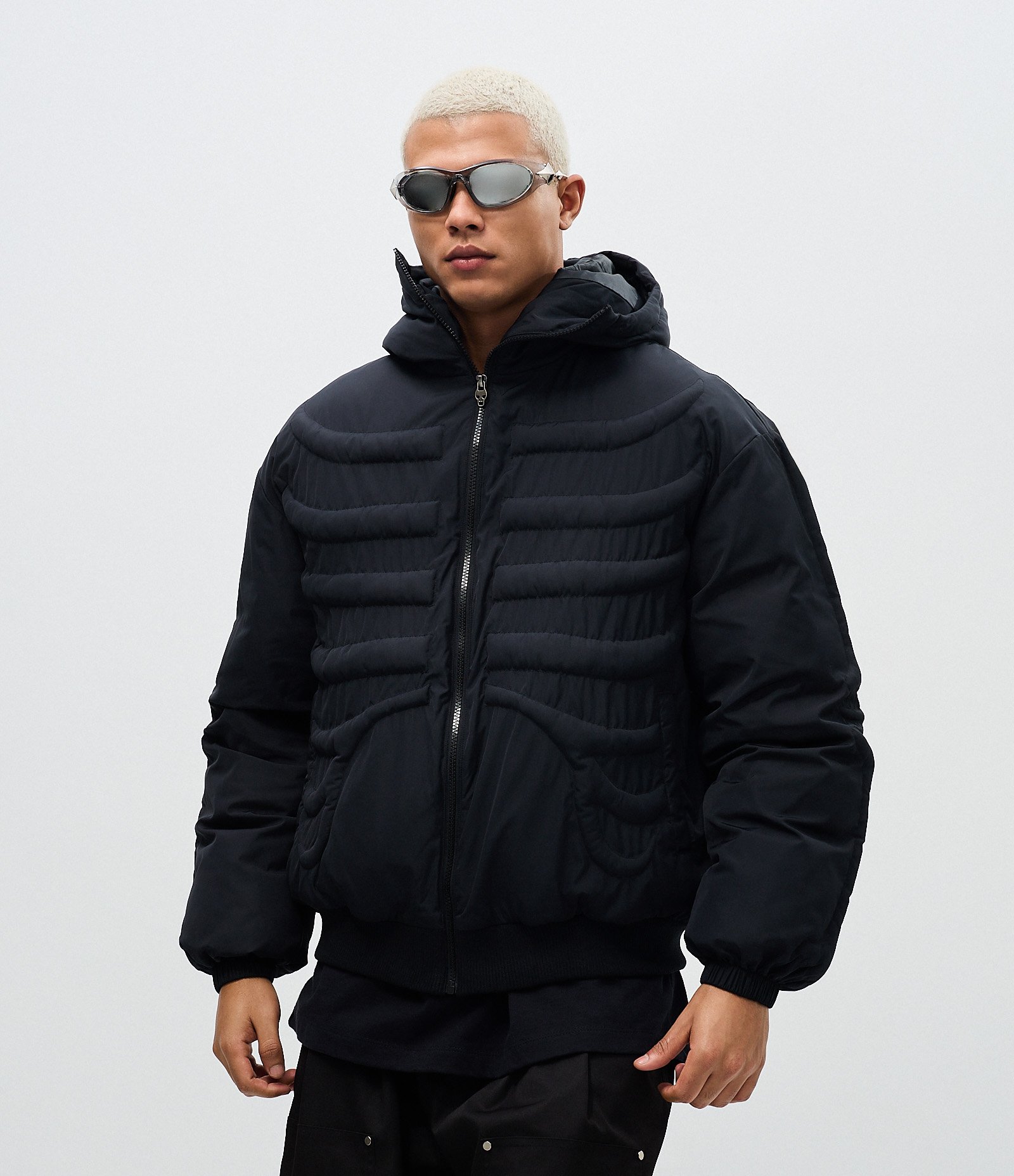 Jaqueta Puffer com Textura de Esqueleto Preto 1