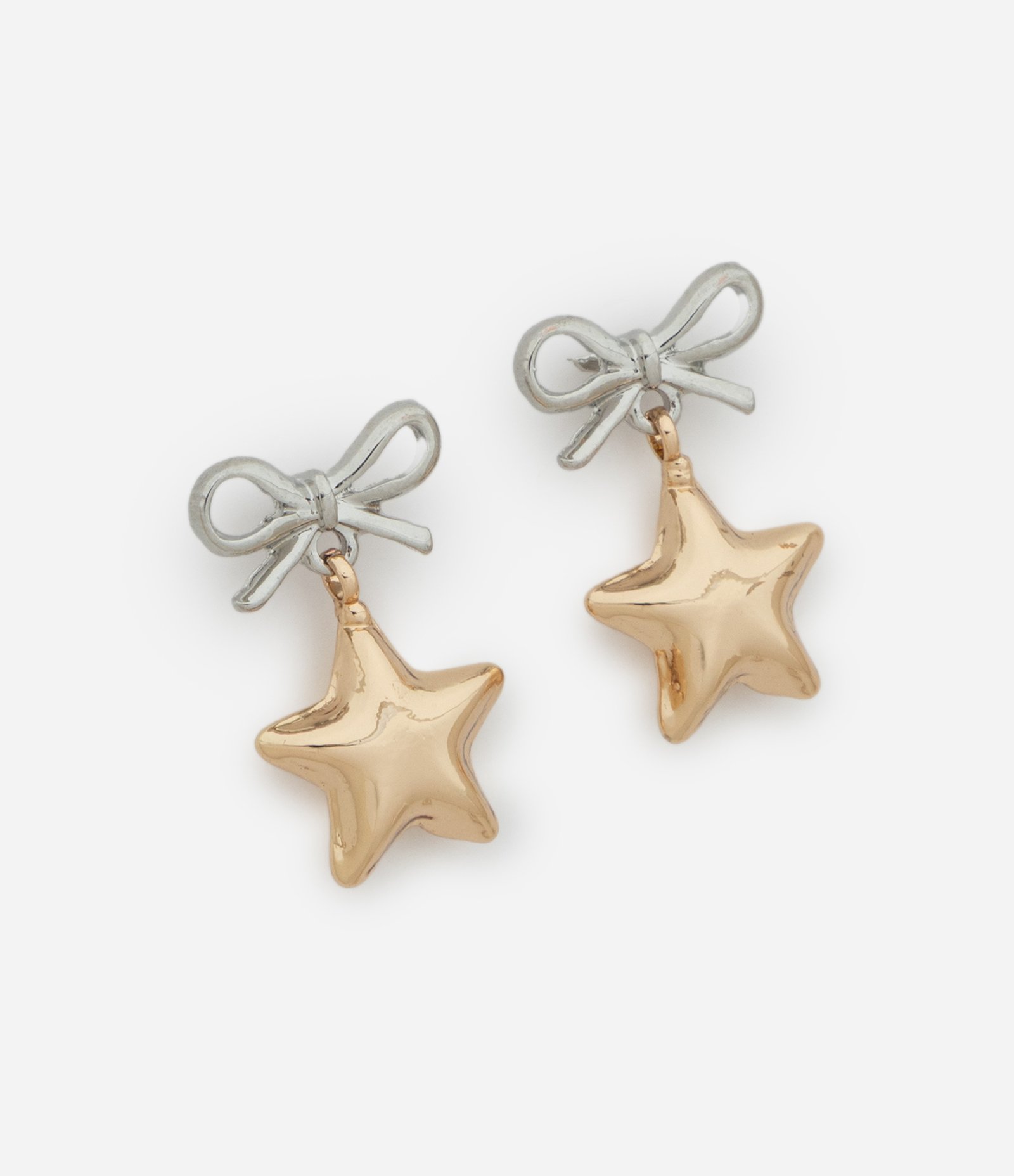 Brinco Pequeno com Base Laço e Pingente de Estrela Multicores 1