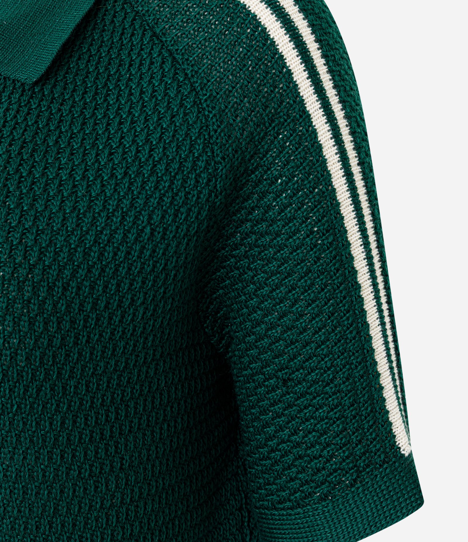 Blusa Polo em Tricô com Manga Curta e Detalhe de Listras Verde 7