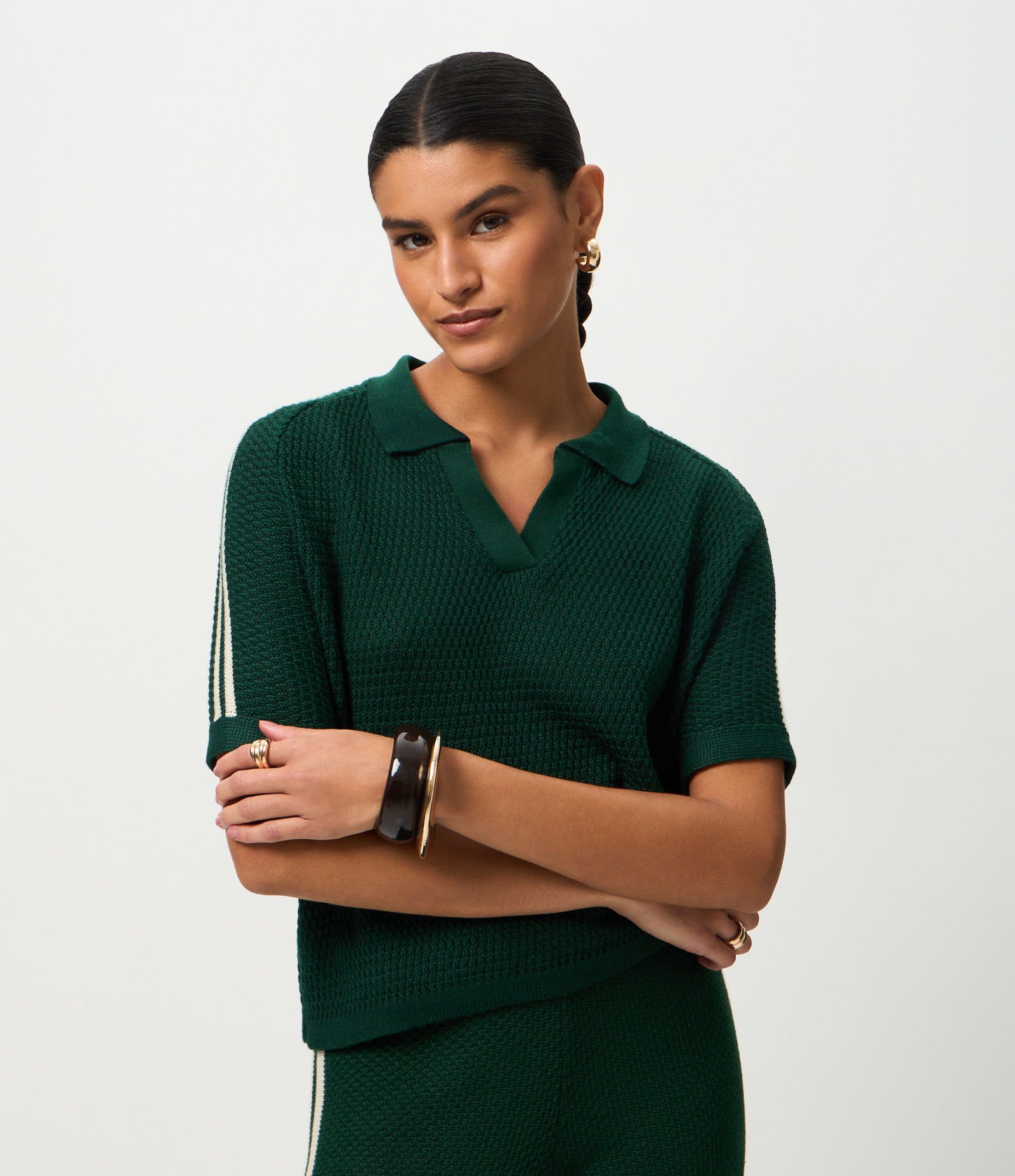 Blusa Polo em Tricô com Manga Curta e Detalhe de Listras Verde 1