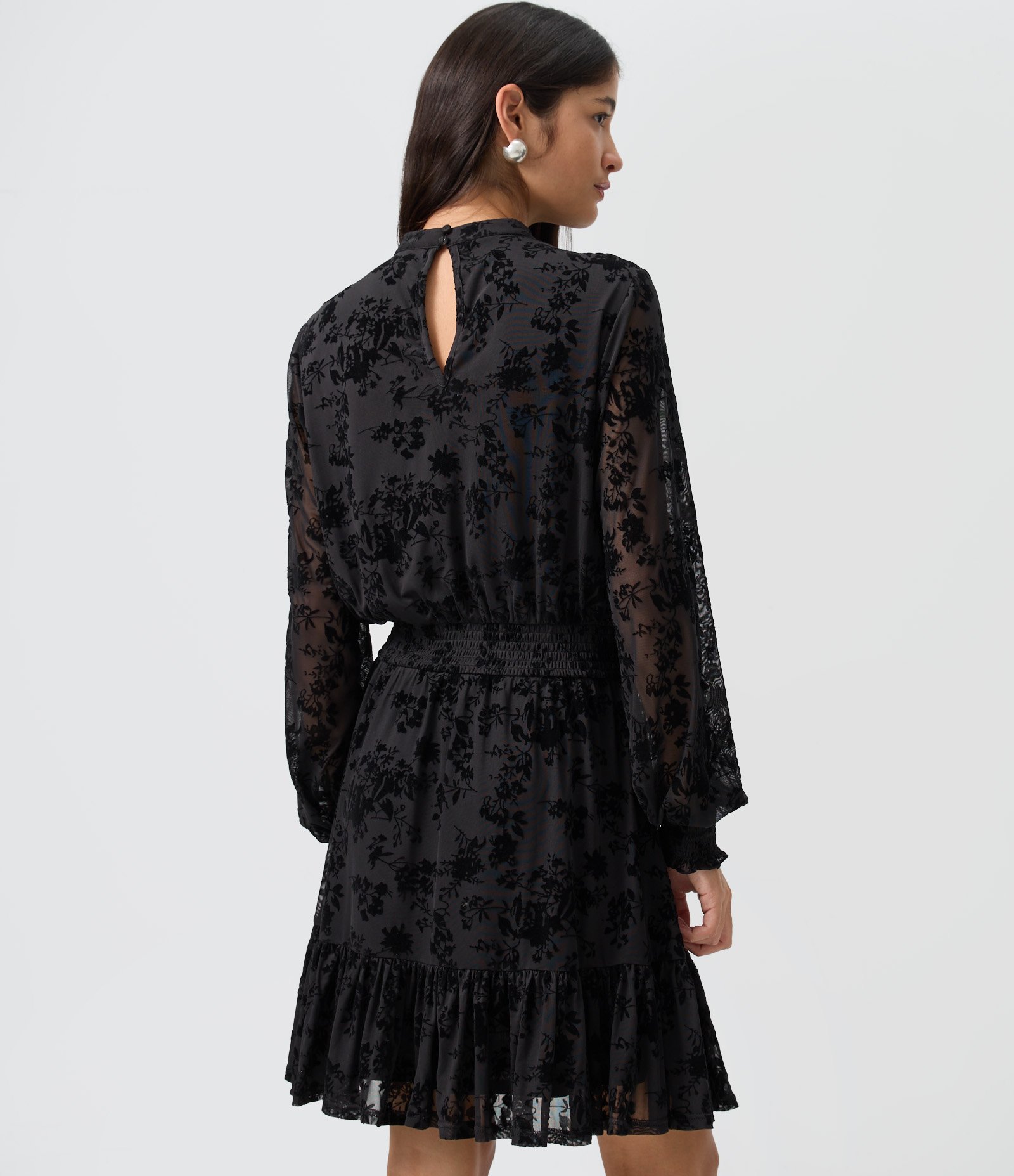Vestido Curto em Tule Floral Flocado Preto 5